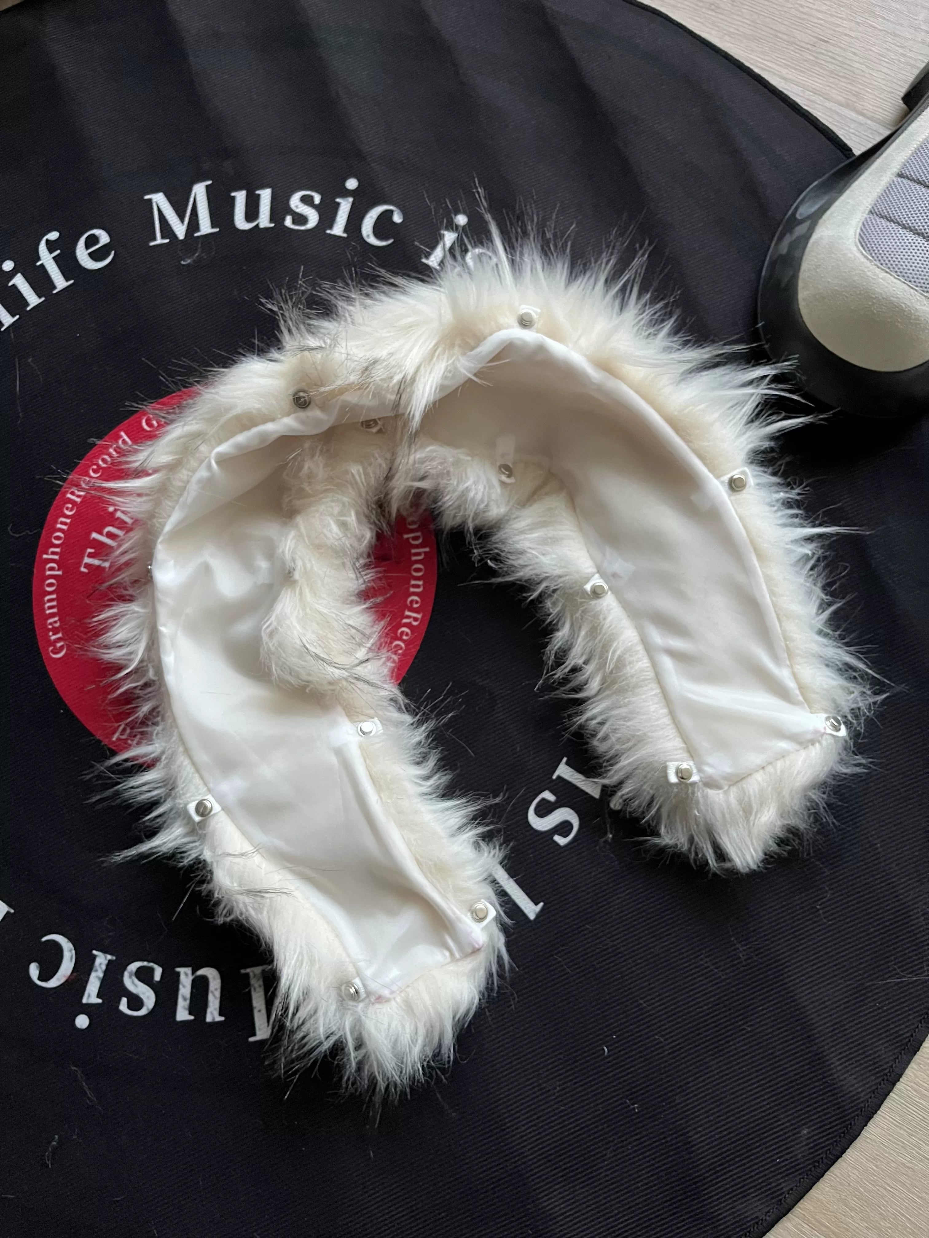 Ten-Color Removable Snap Fur Collar