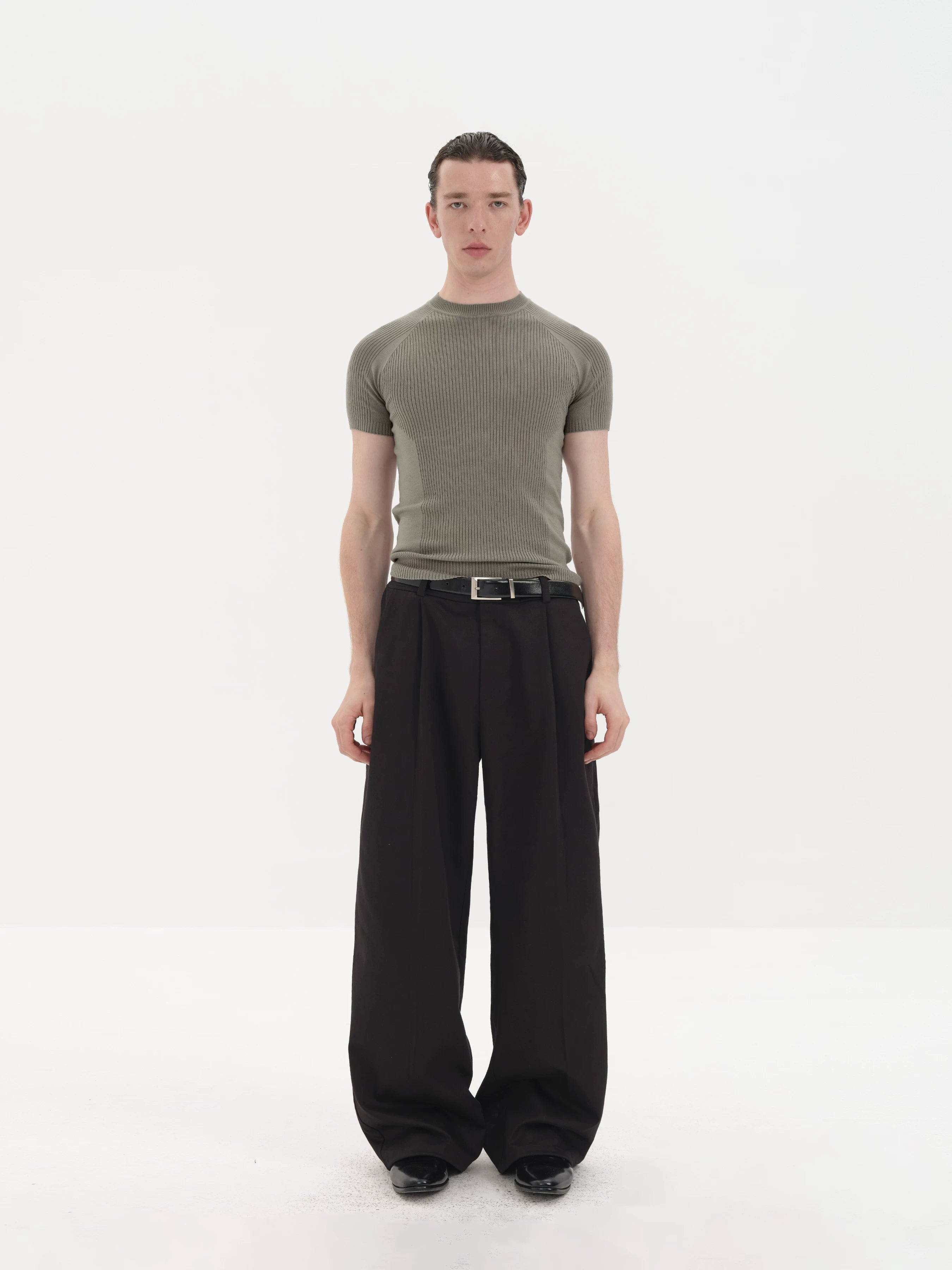 Lightweight Ribbed Short Sleeves