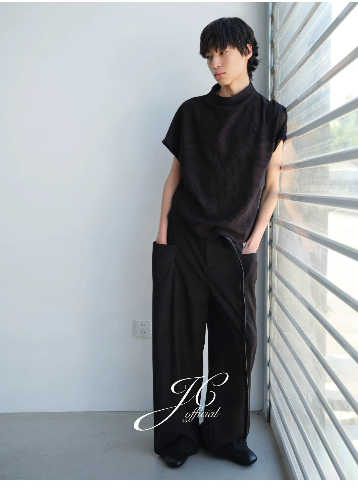 Straight Leg Side Pocket Dress Trousers