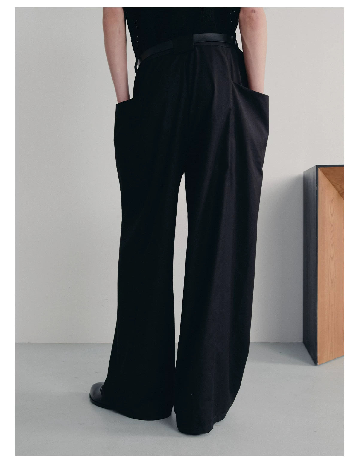 Straight Leg Side Pocket Dress Trousers