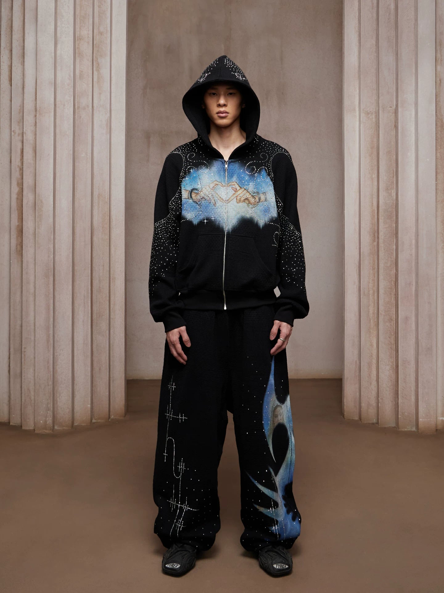 Star Rhinestone Heart Print Zip Hoodie