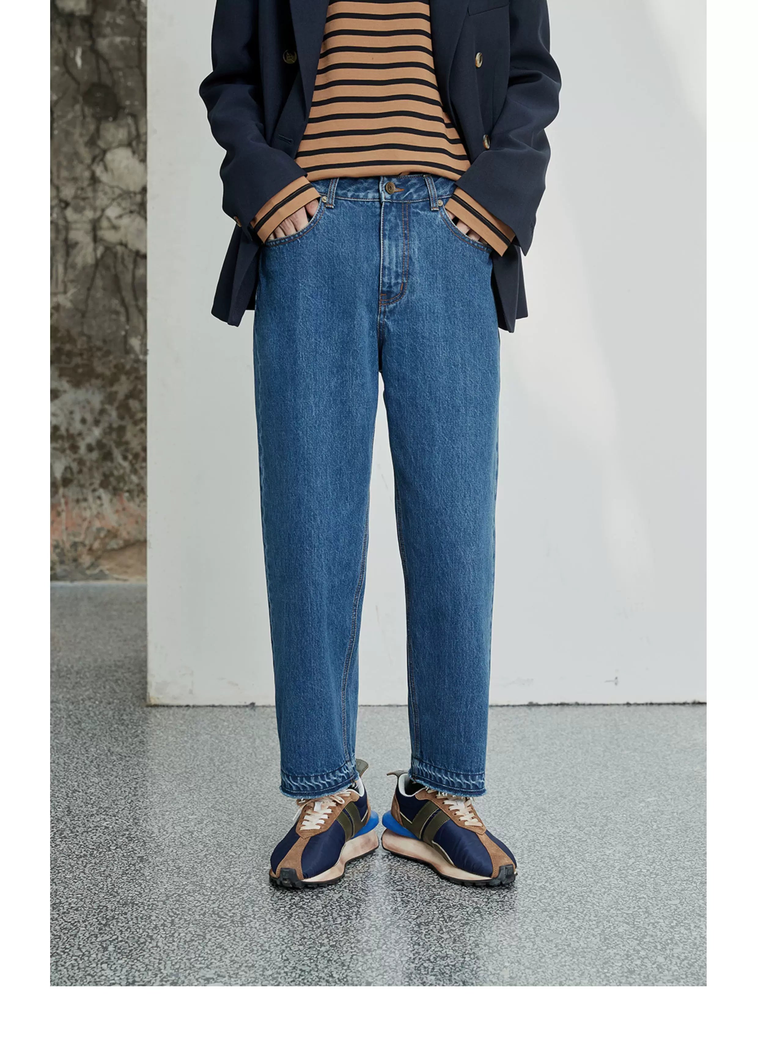 Vintage Washed Distressed Straight Cropped Jeans