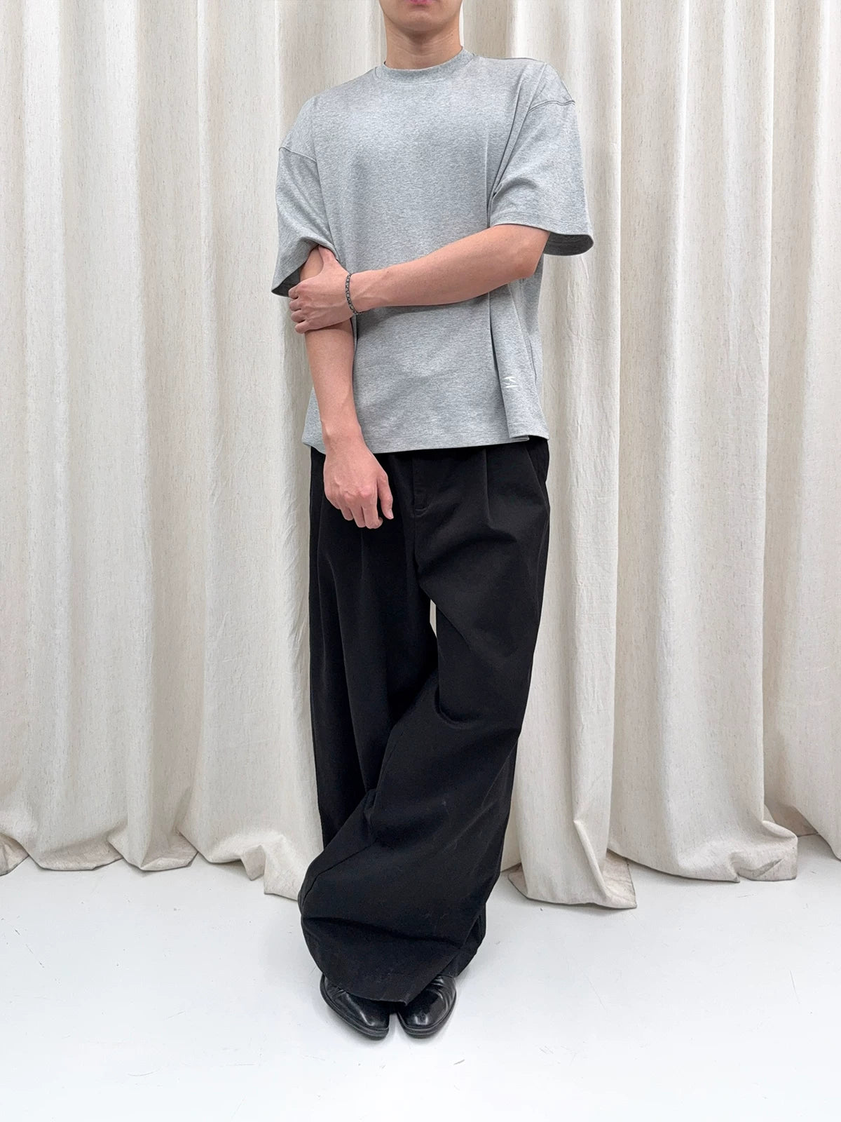 Oversized Short Sleeve Broad Shoulder Tees