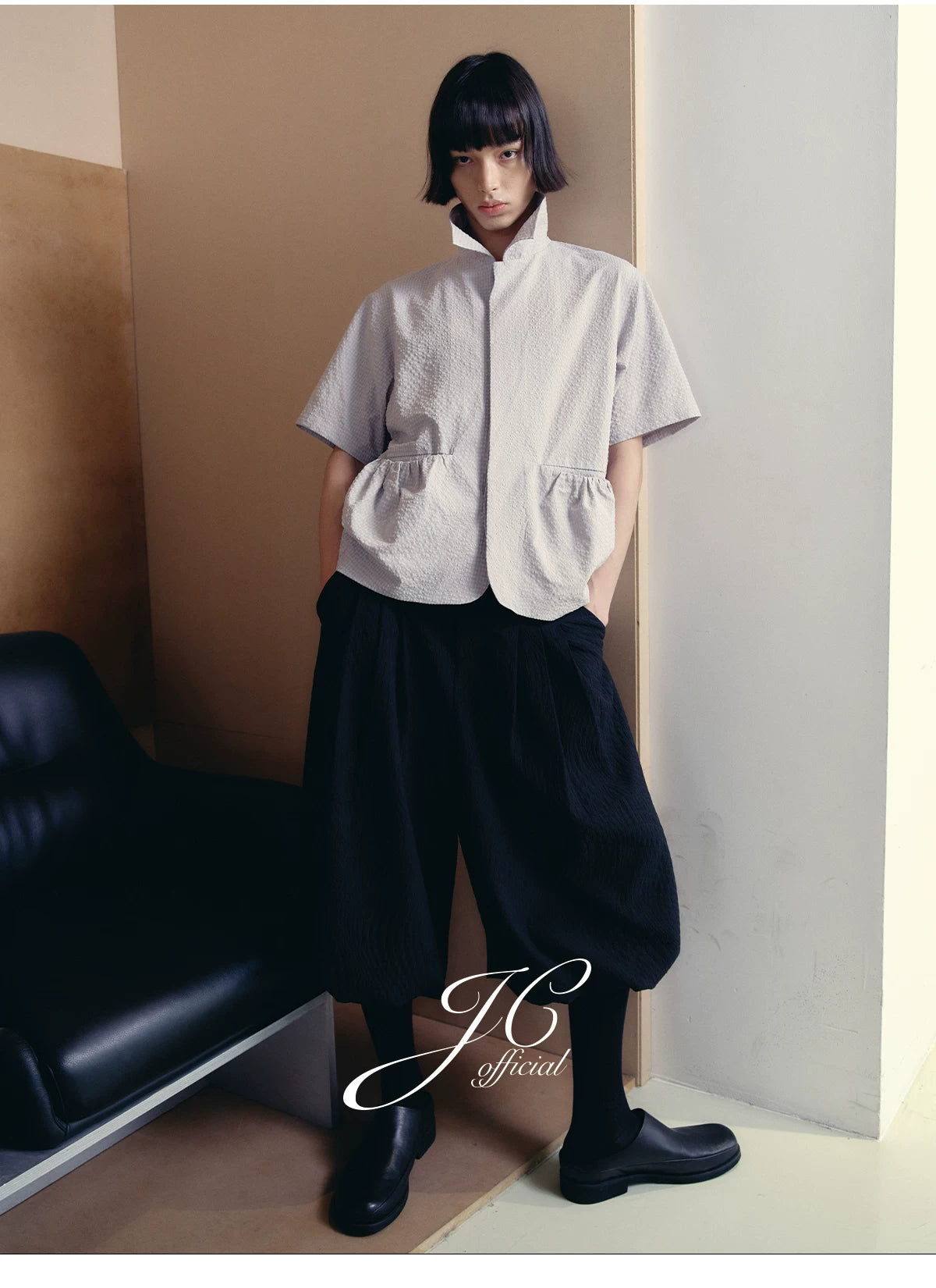 Short Sleeve Bubble Pleat Drawstring Shirt