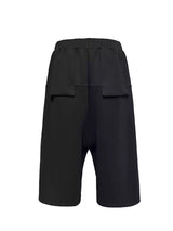 Pocketed Low-Rise Tencel Shorts