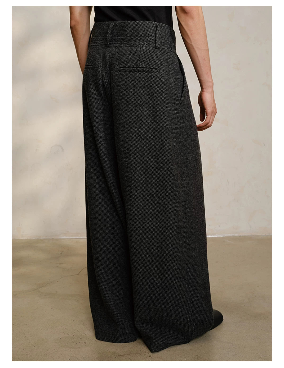 85% Wool Pleated Pants