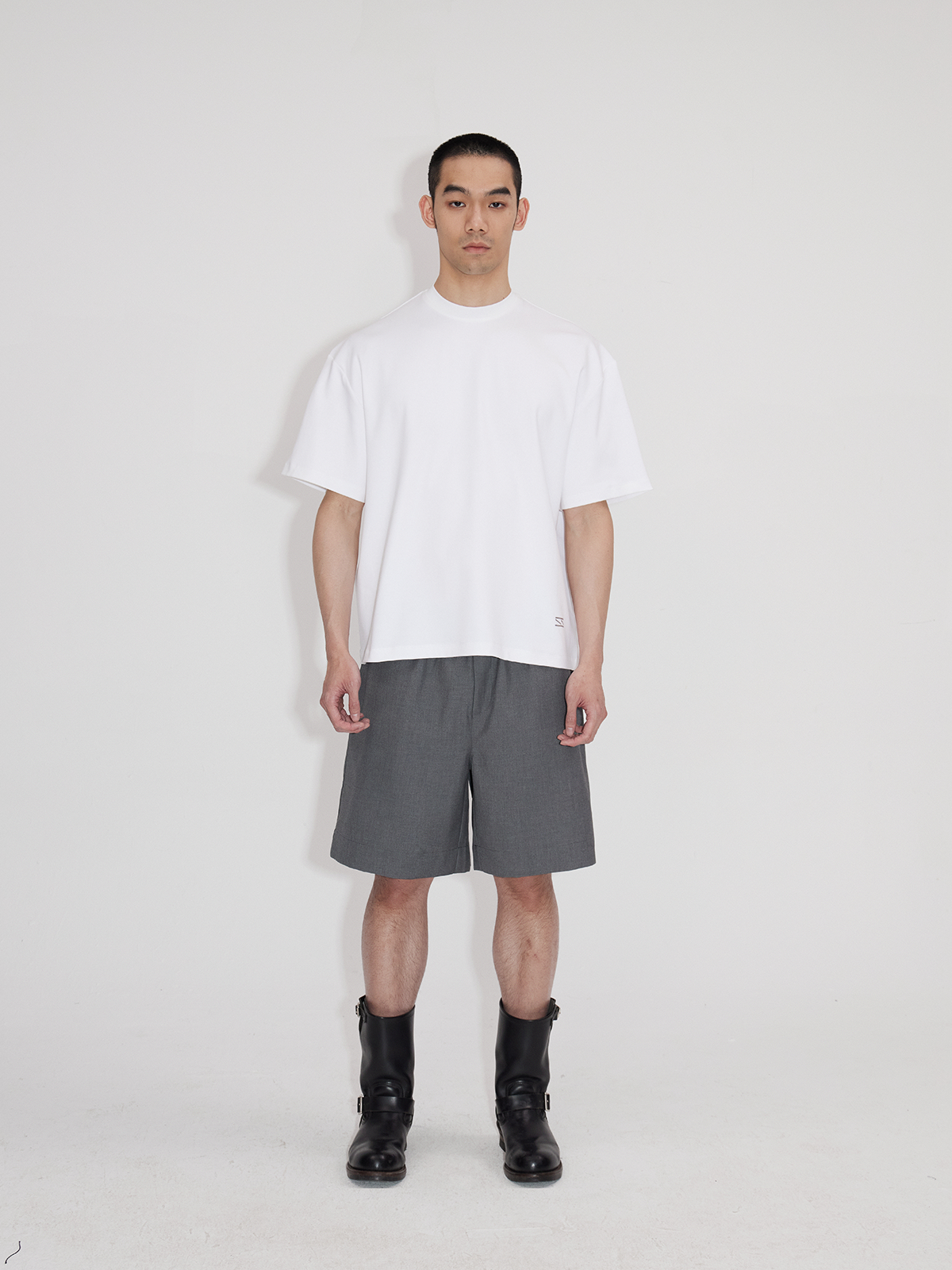 Oversized Short Sleeve Broad Shoulder Tees