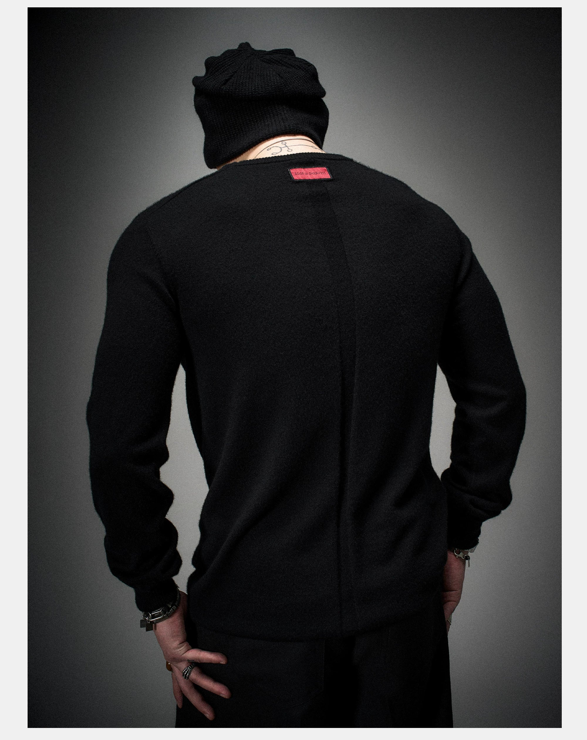 Fitted Dark Tailored Merino Cashmere Sweater