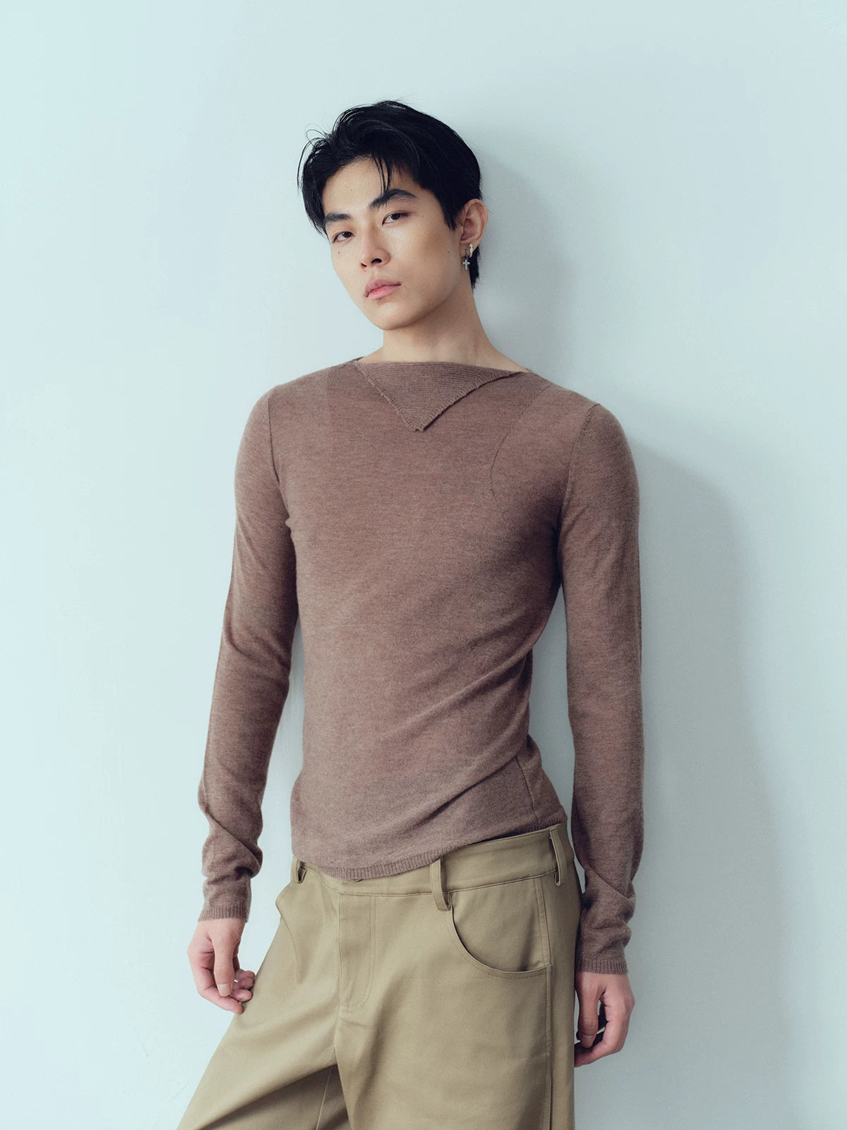 Lightweight Wool Slim Triangle Neck Sweater