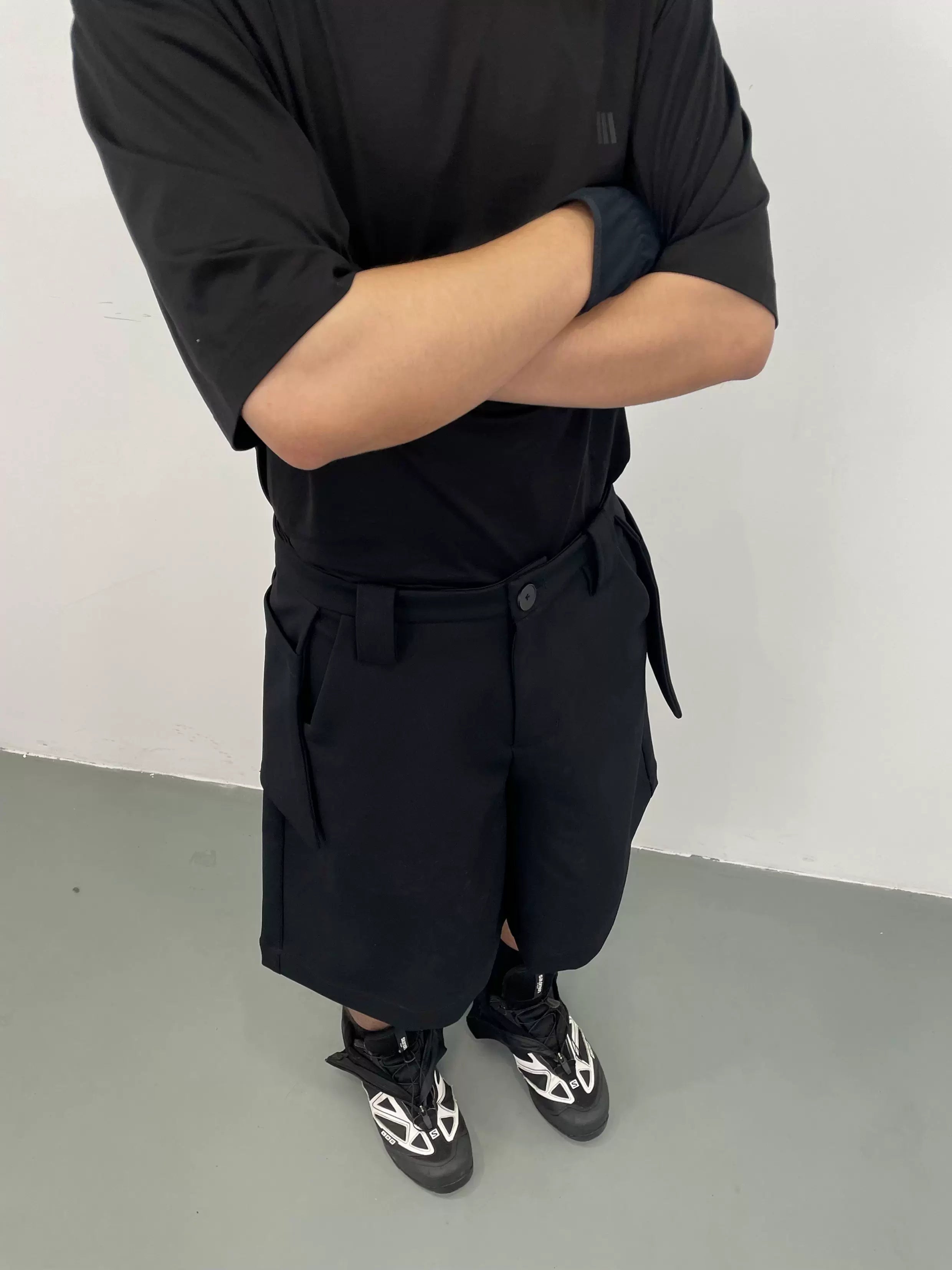 Wrinkle Resistant Saddle Pocket Shorts