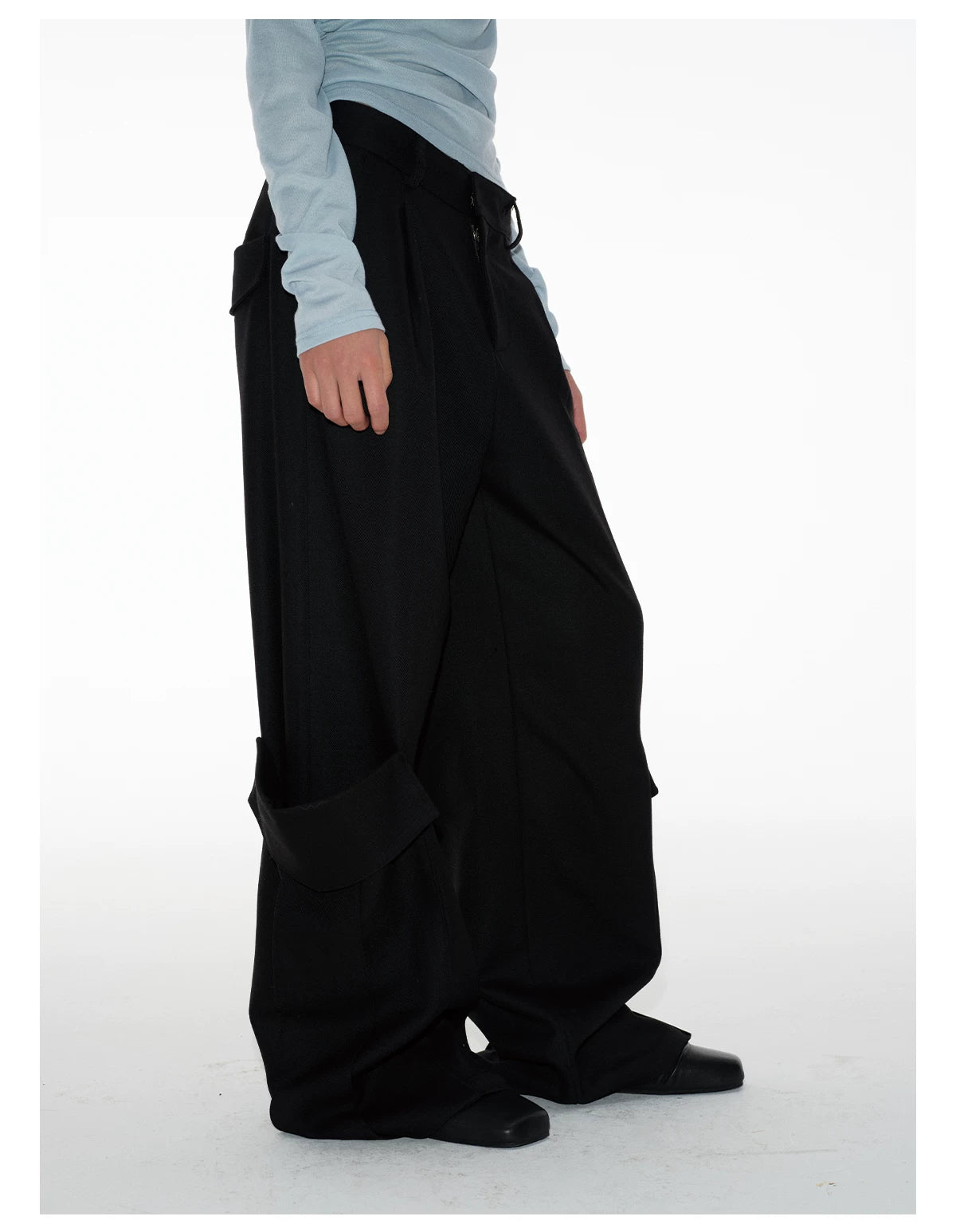 Dual Pocket Pleated Straight Flared Pants