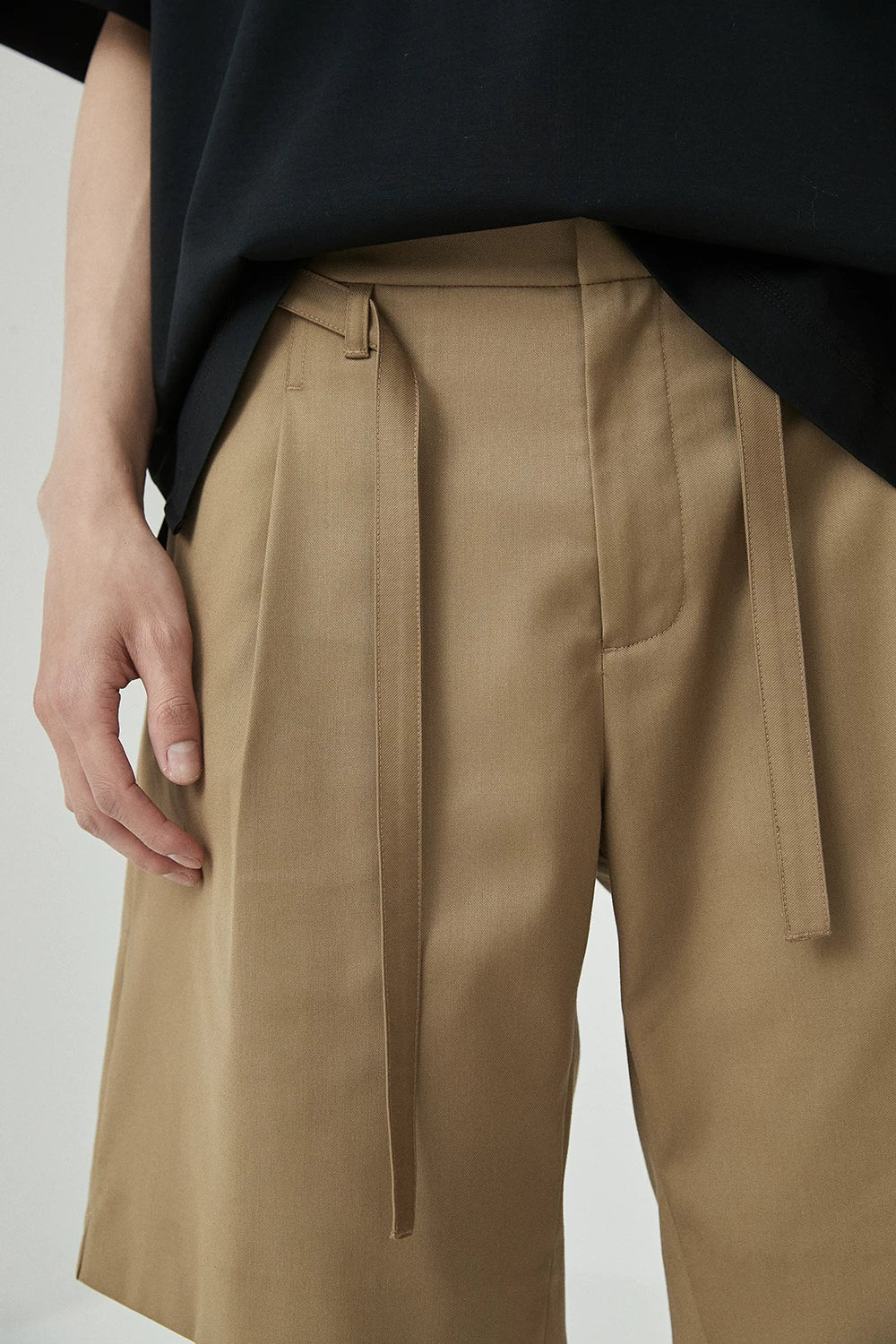 Draped Drawstring Elastic Waist Pleated Shorts