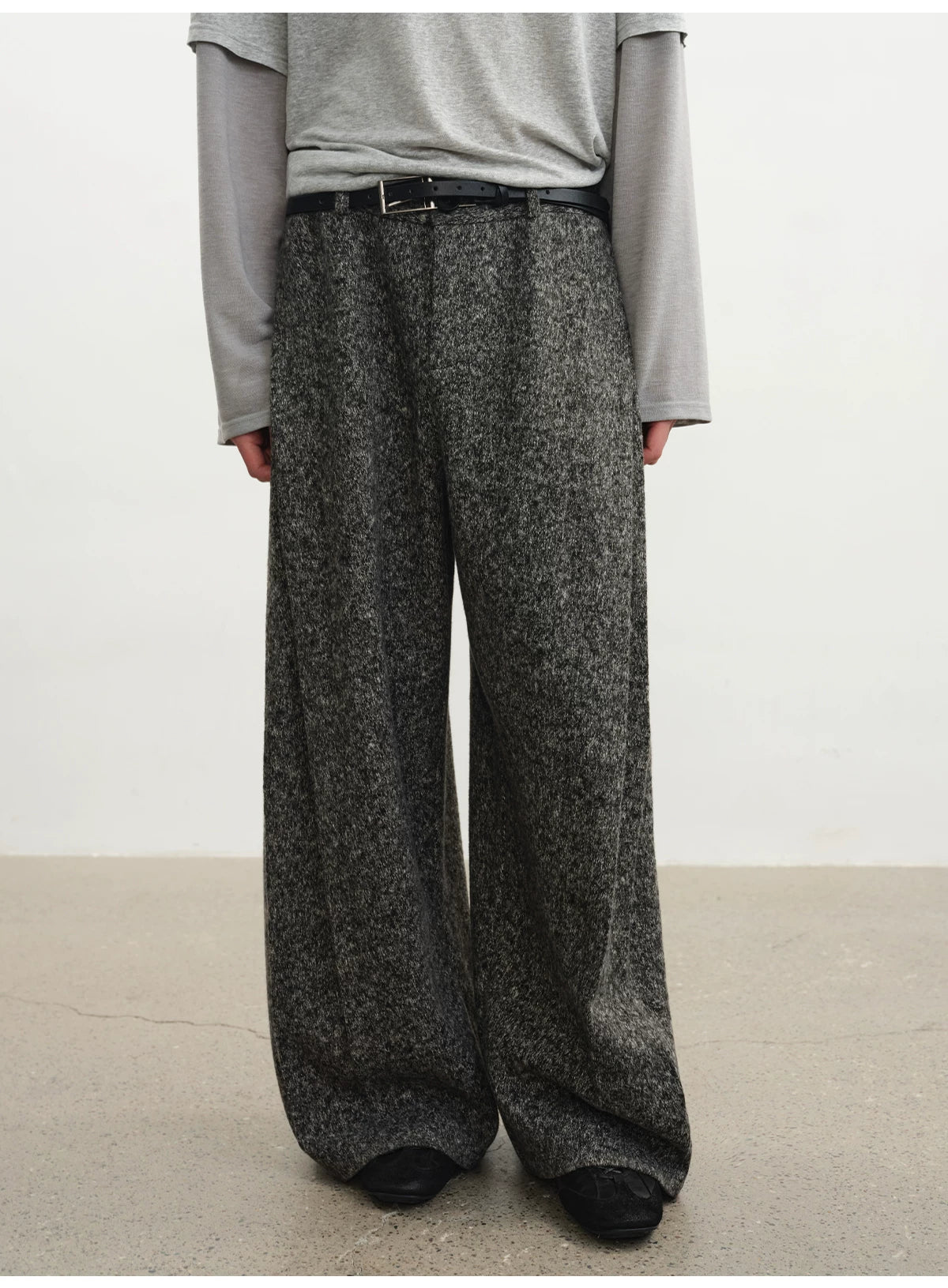 Loose Pleated Wool Pants
