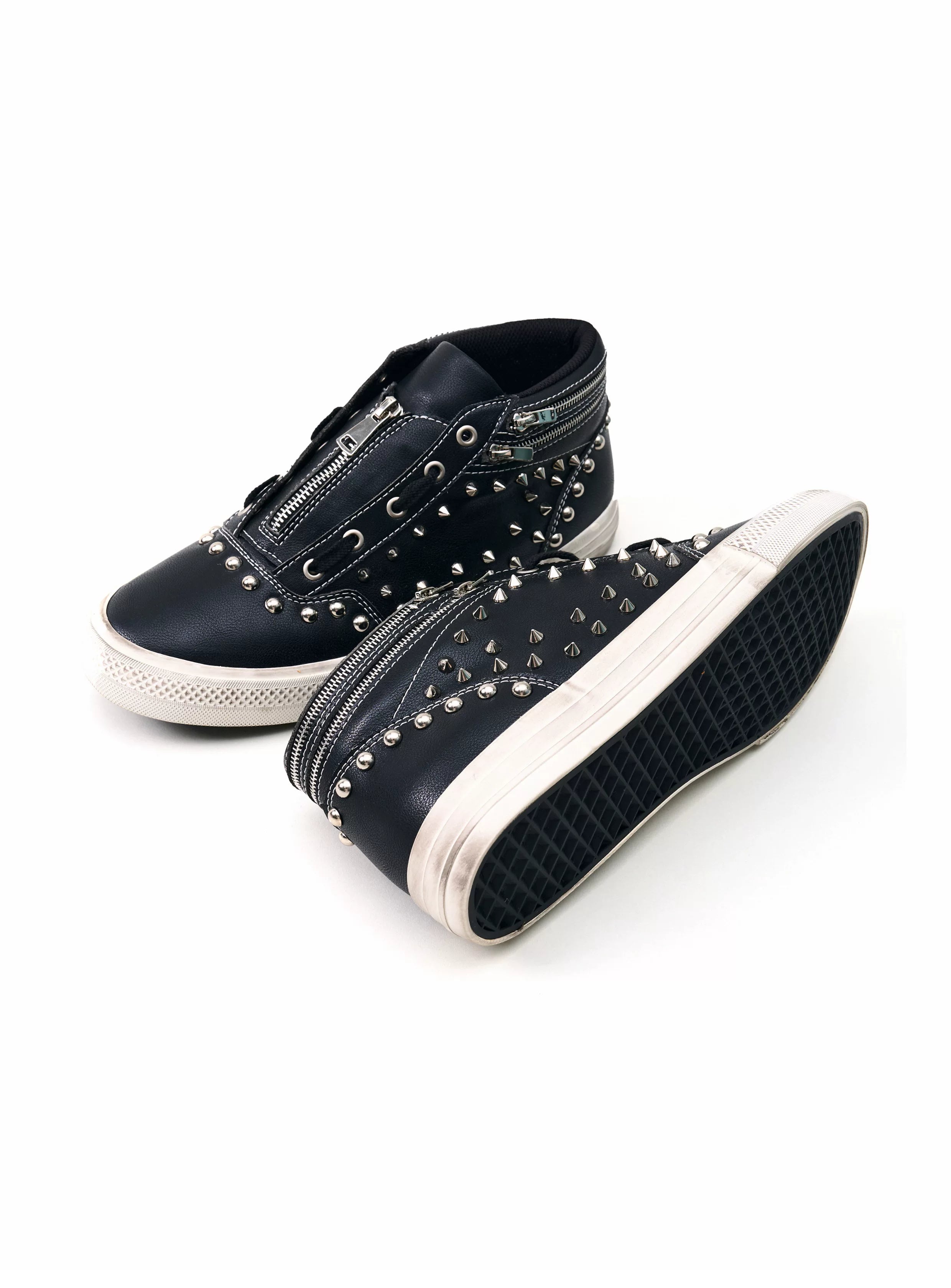 Men's Rivet Mid-top Skate Shoes