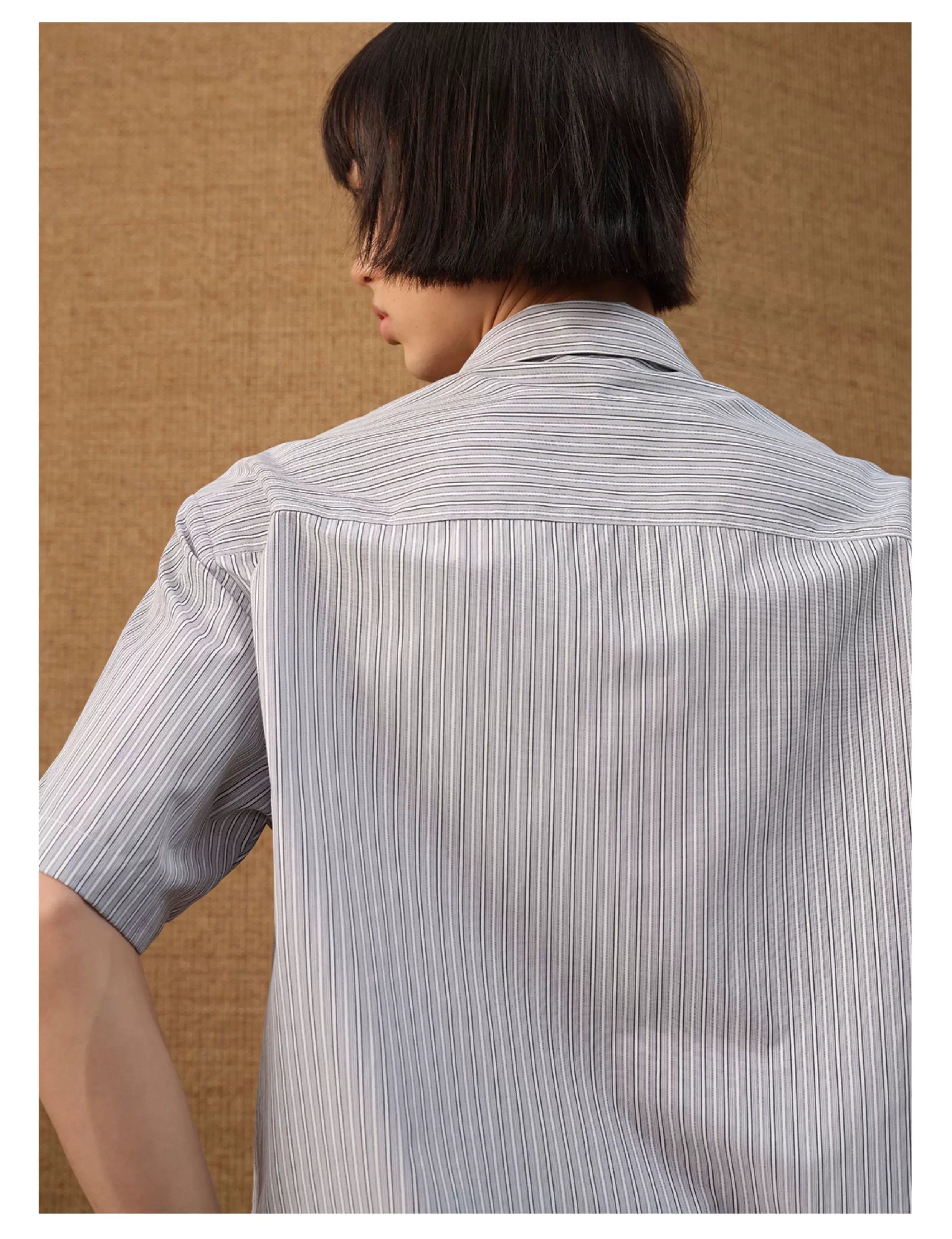 Curved Stripe Short Sleeve Shirt