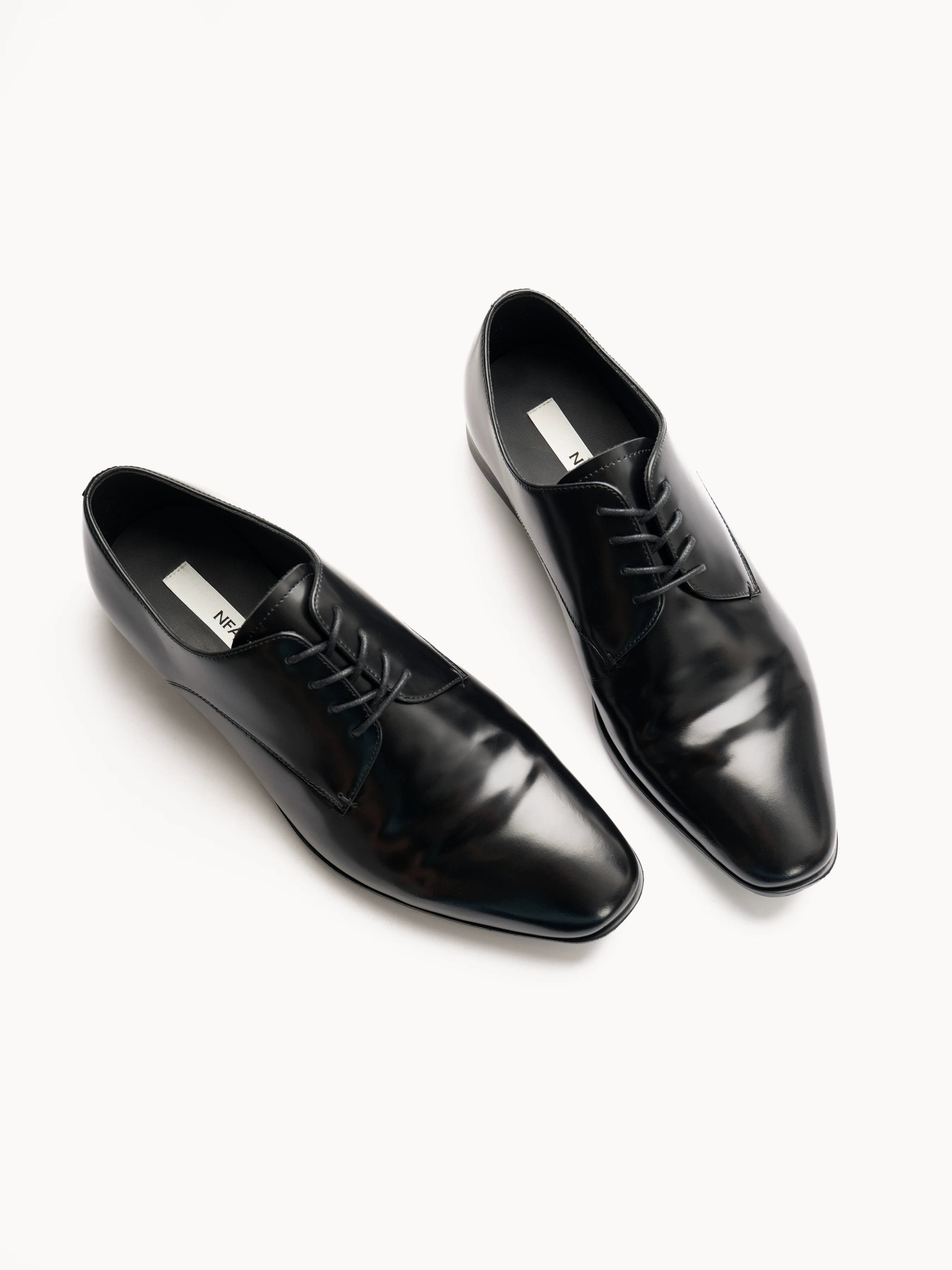 Pointed Toe Pleated Leather Derby Shoes