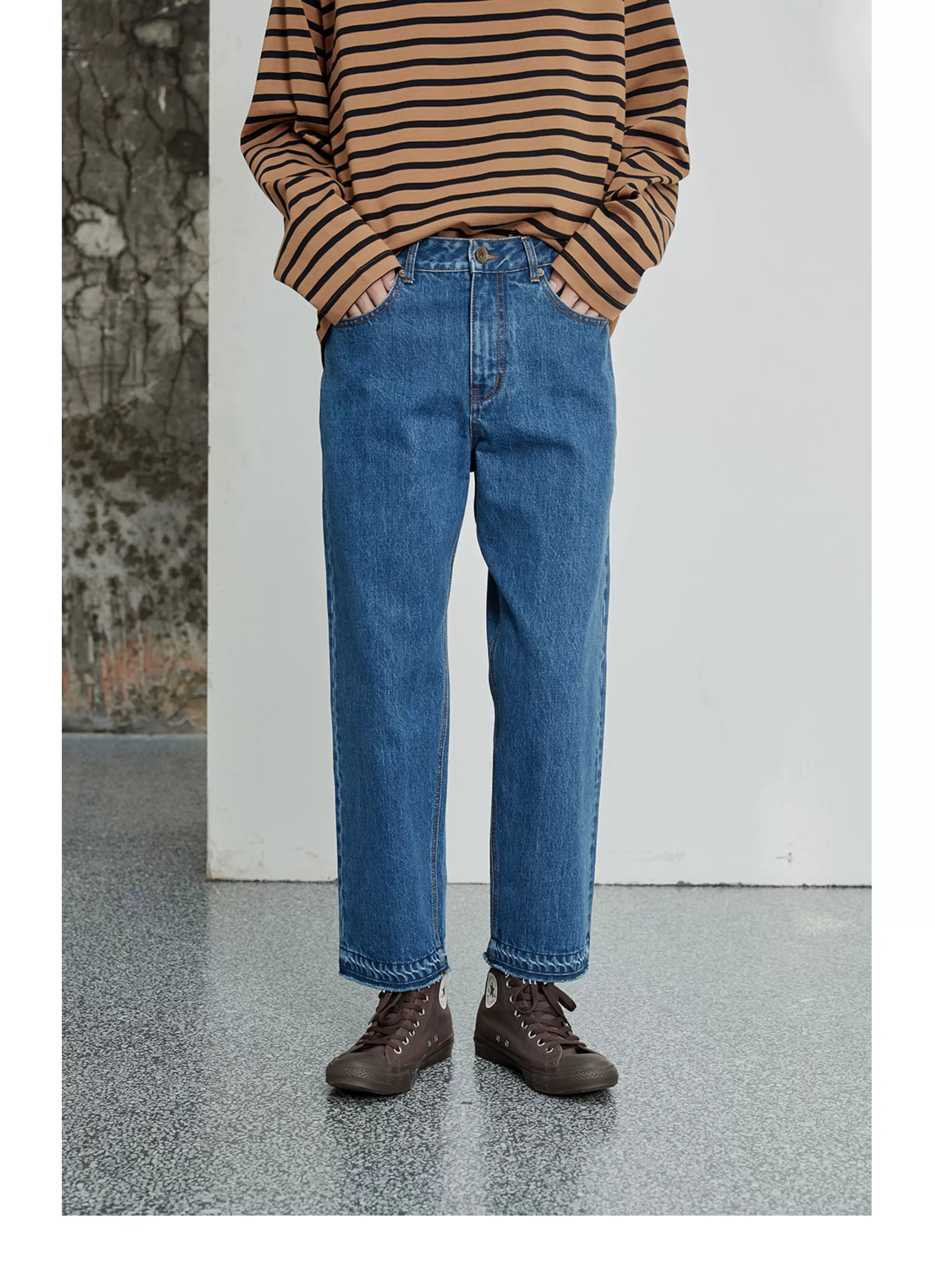 Vintage Washed Distressed Straight Cropped Jeans