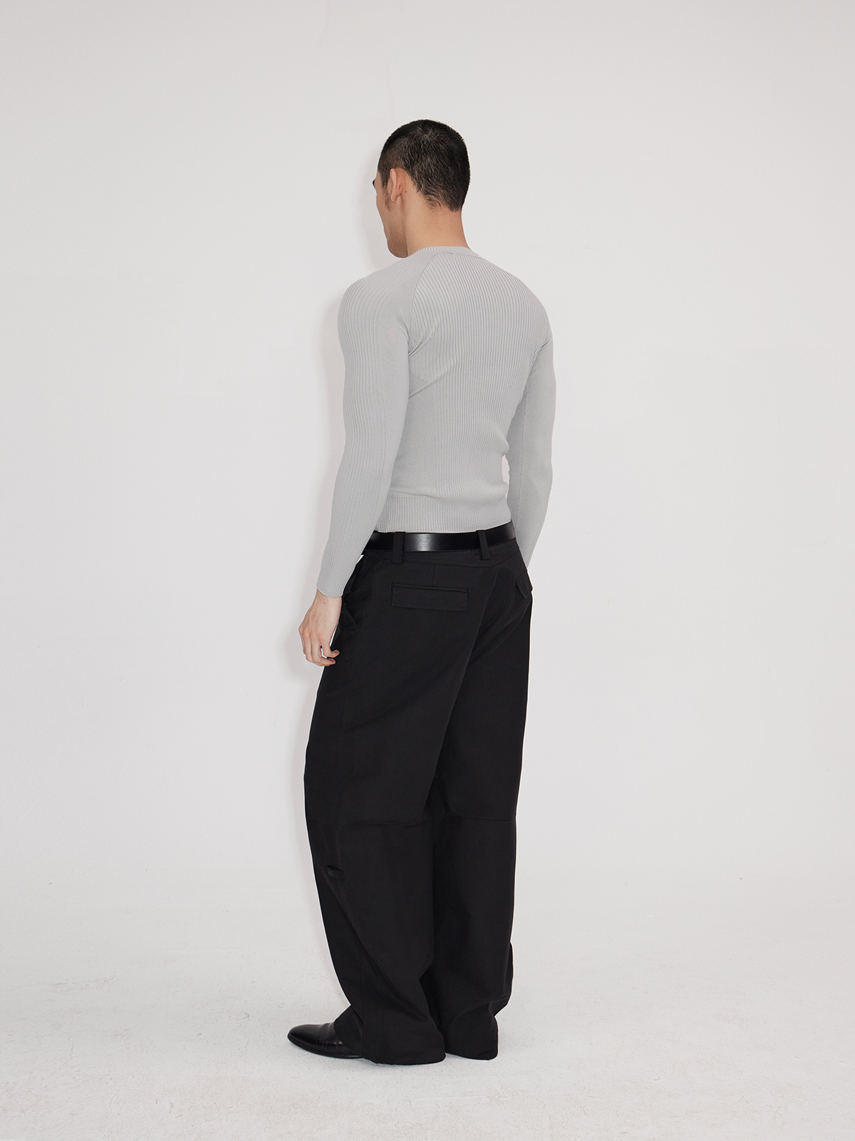 Lightweight Ribbed Knit Long Sleeve
