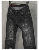 Distressed Straight Cut Jeans