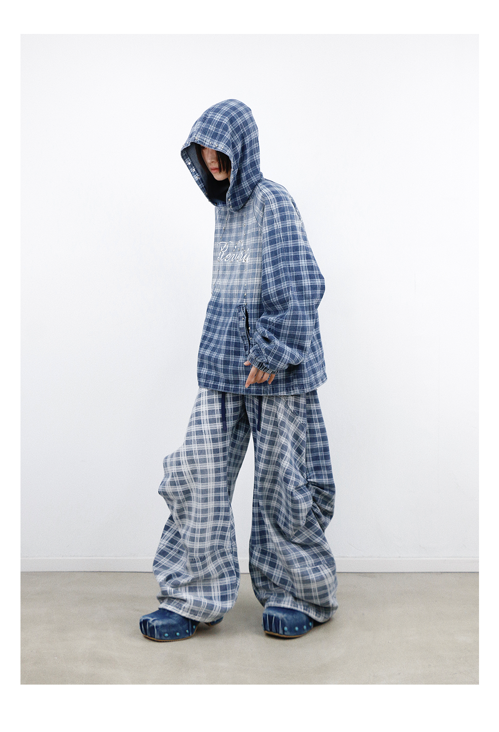 Loose Gradient Washed Plaid Print Jeans