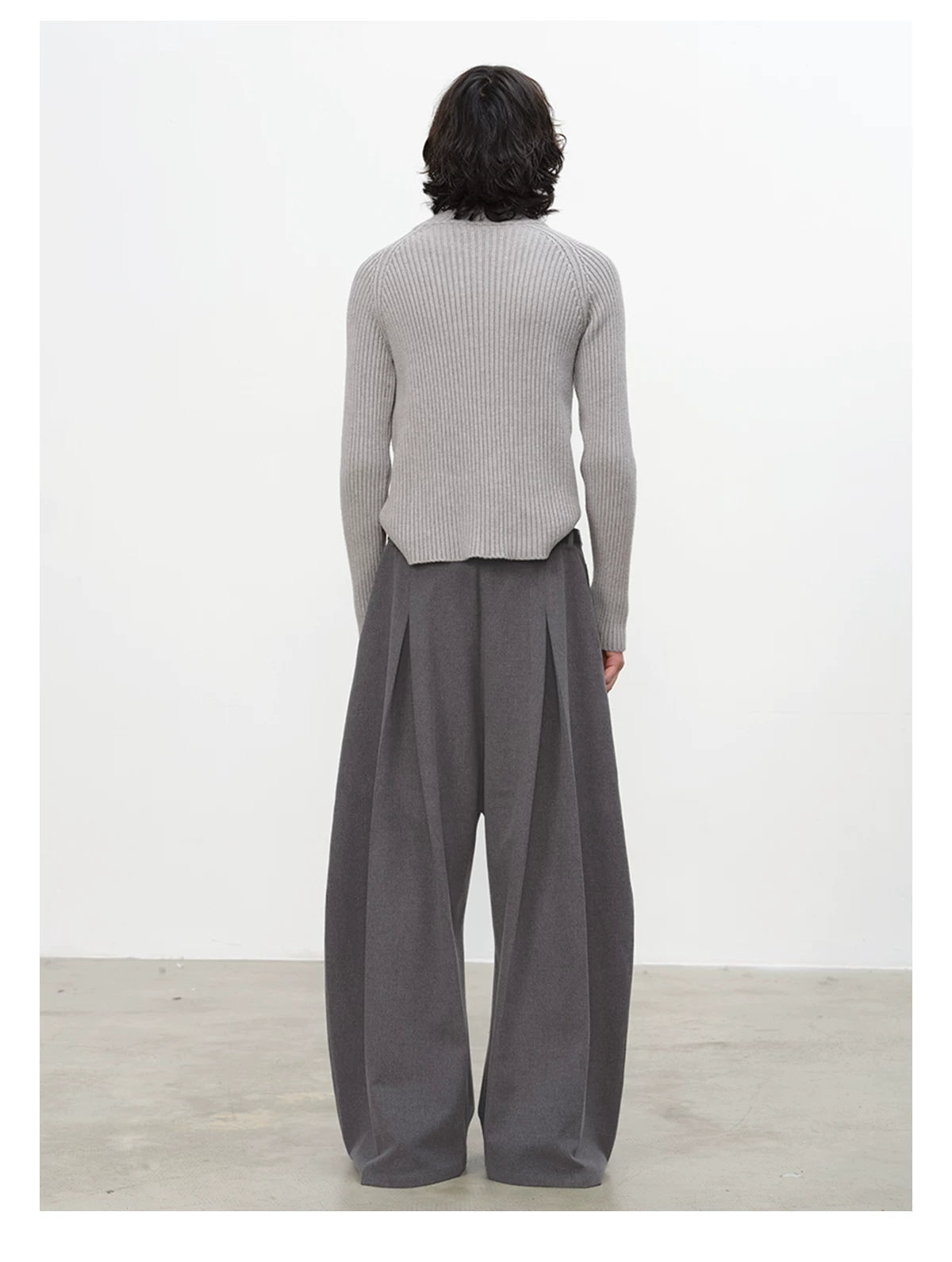 Reversible Pleated Brushed Low Rise Pants