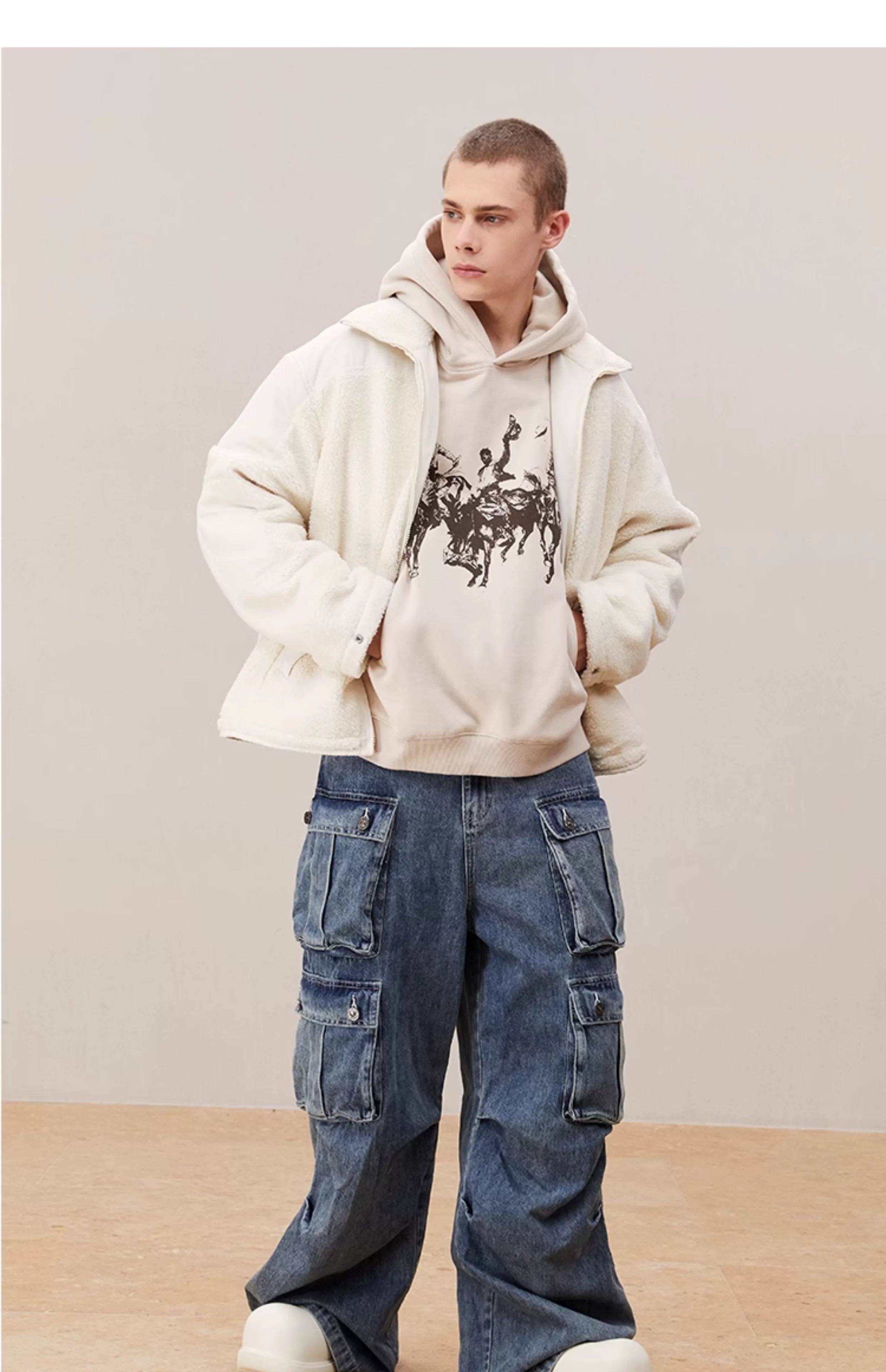 Clean Washed Wide Leg Cargo Jeans