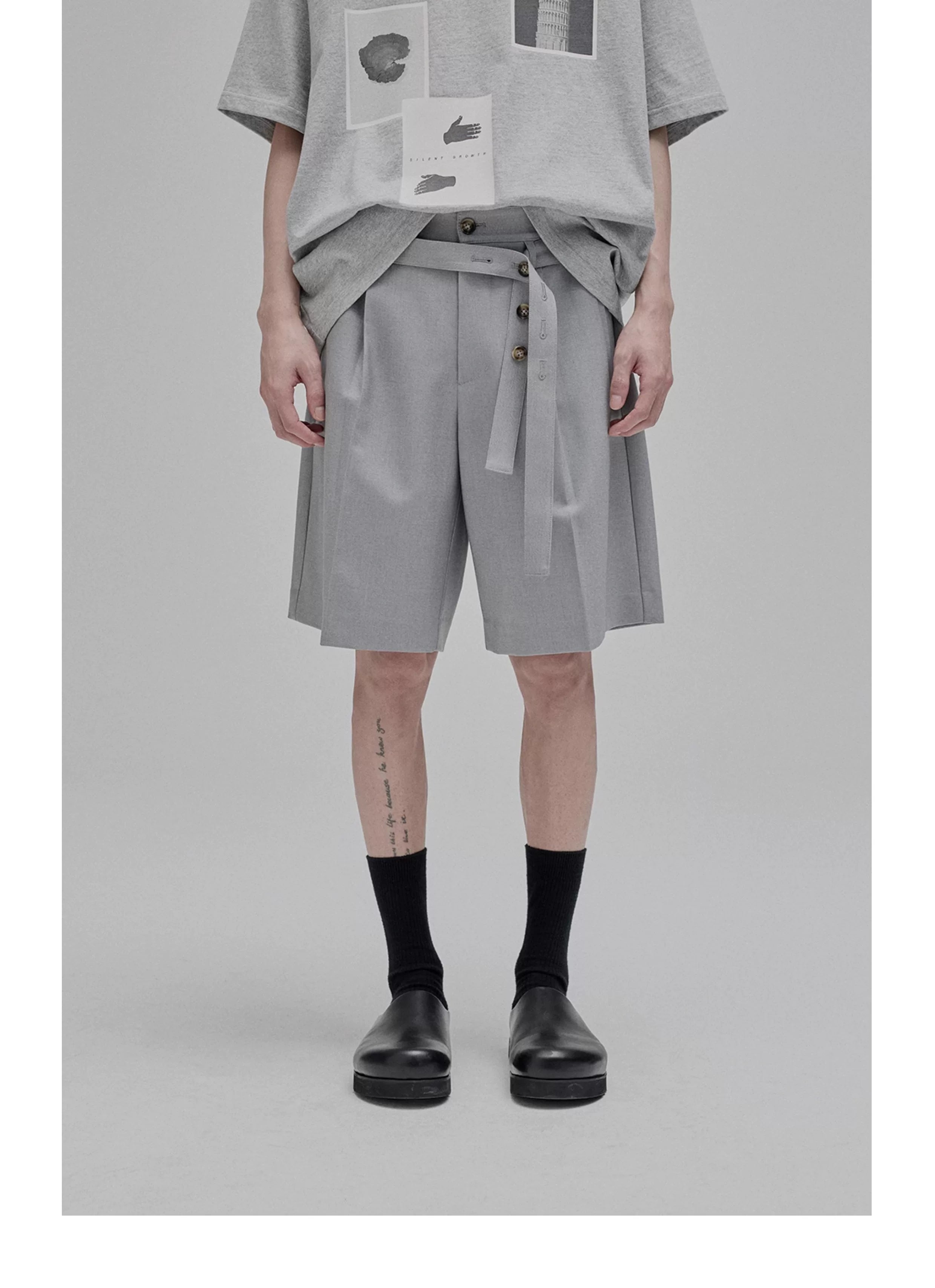 Draped Drawstring Wide Shorts