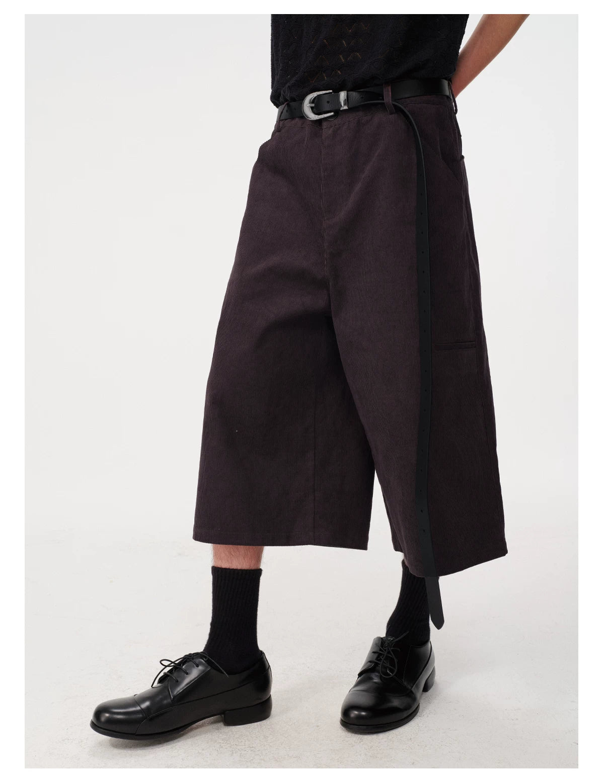 Side Pocket Striped Corduroy Capri Pants