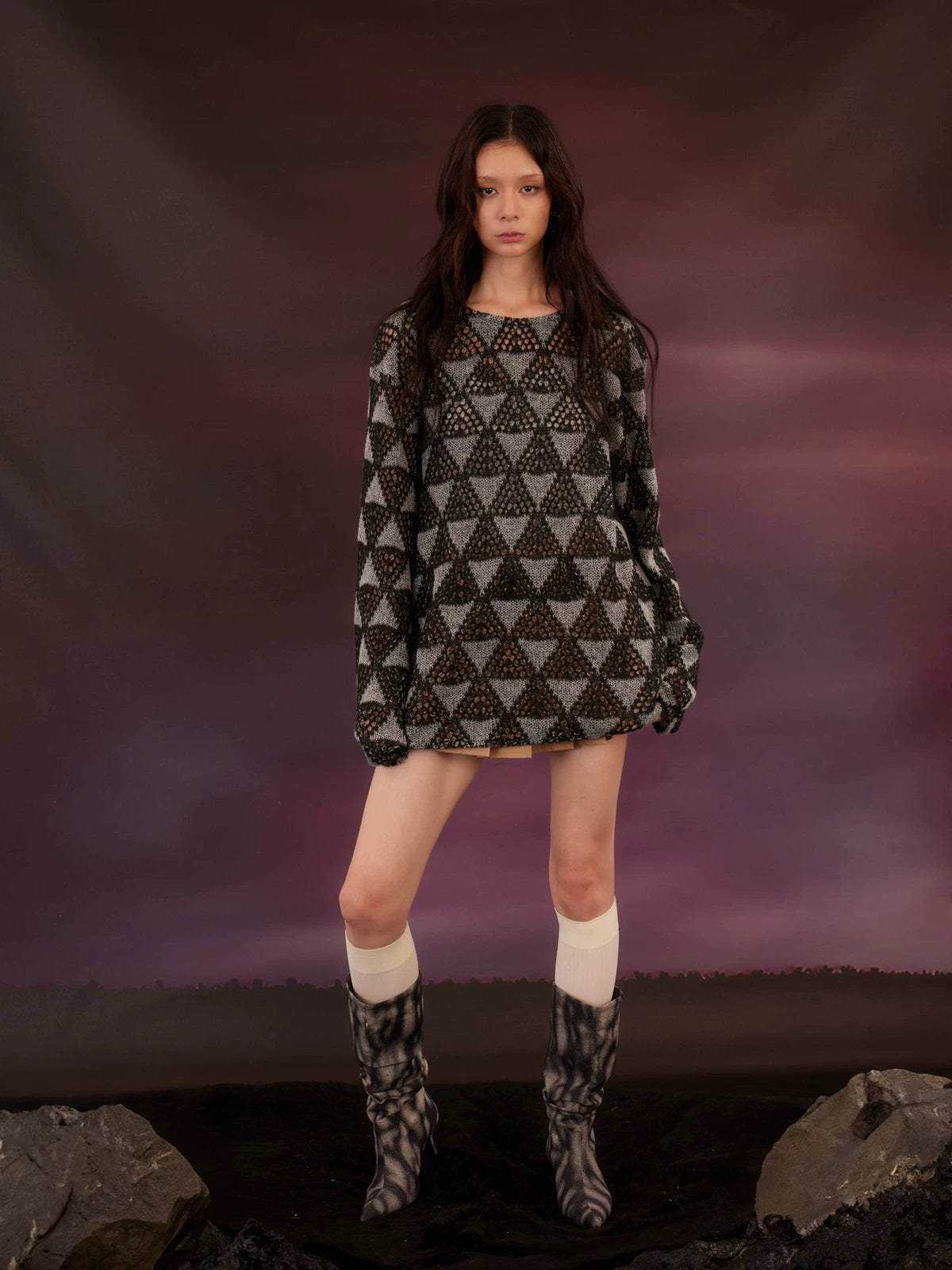 Loose Vintage Triangle Mesh Sweater