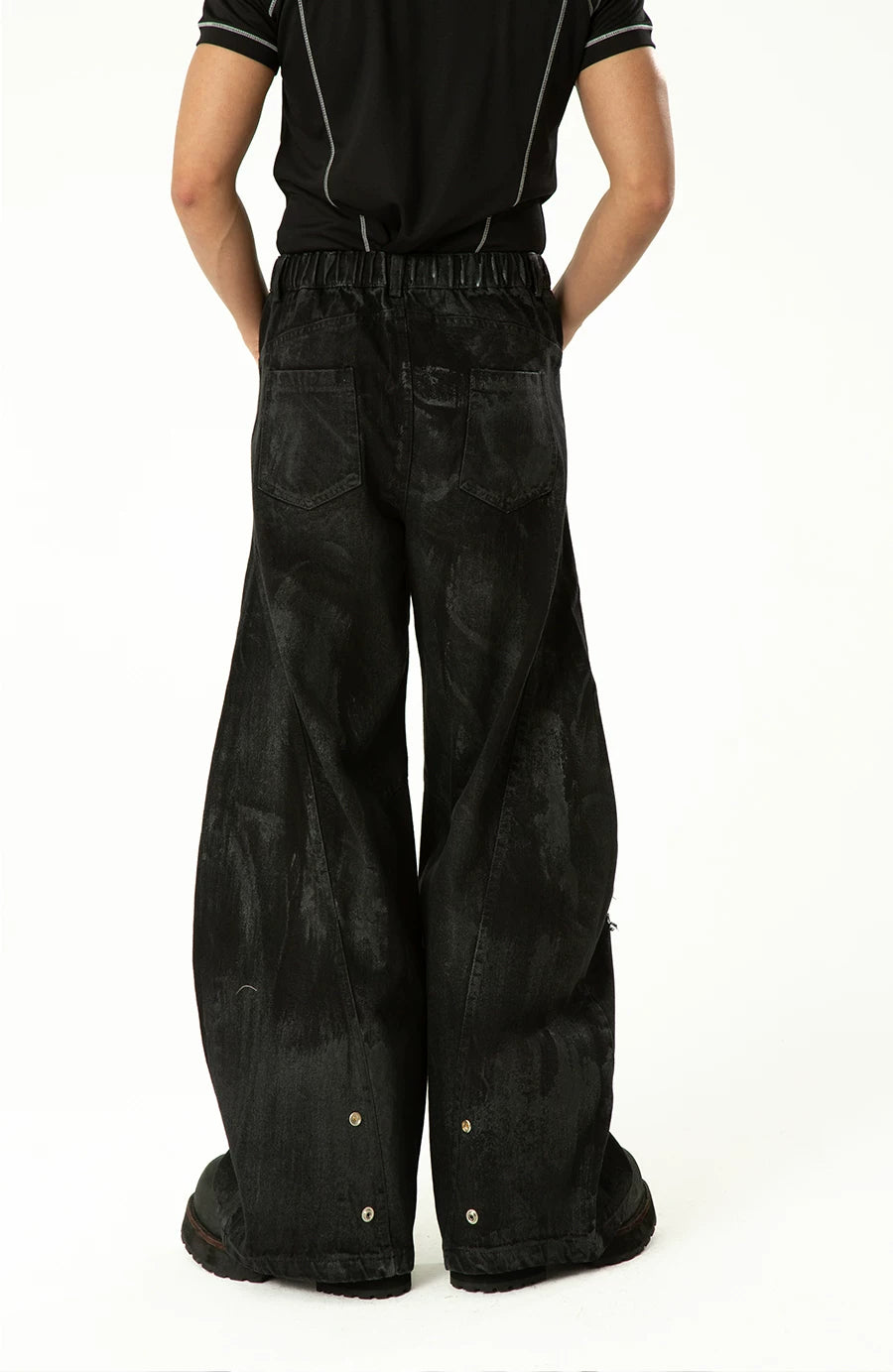 Men's Loose Distressed Black Curved Jeans