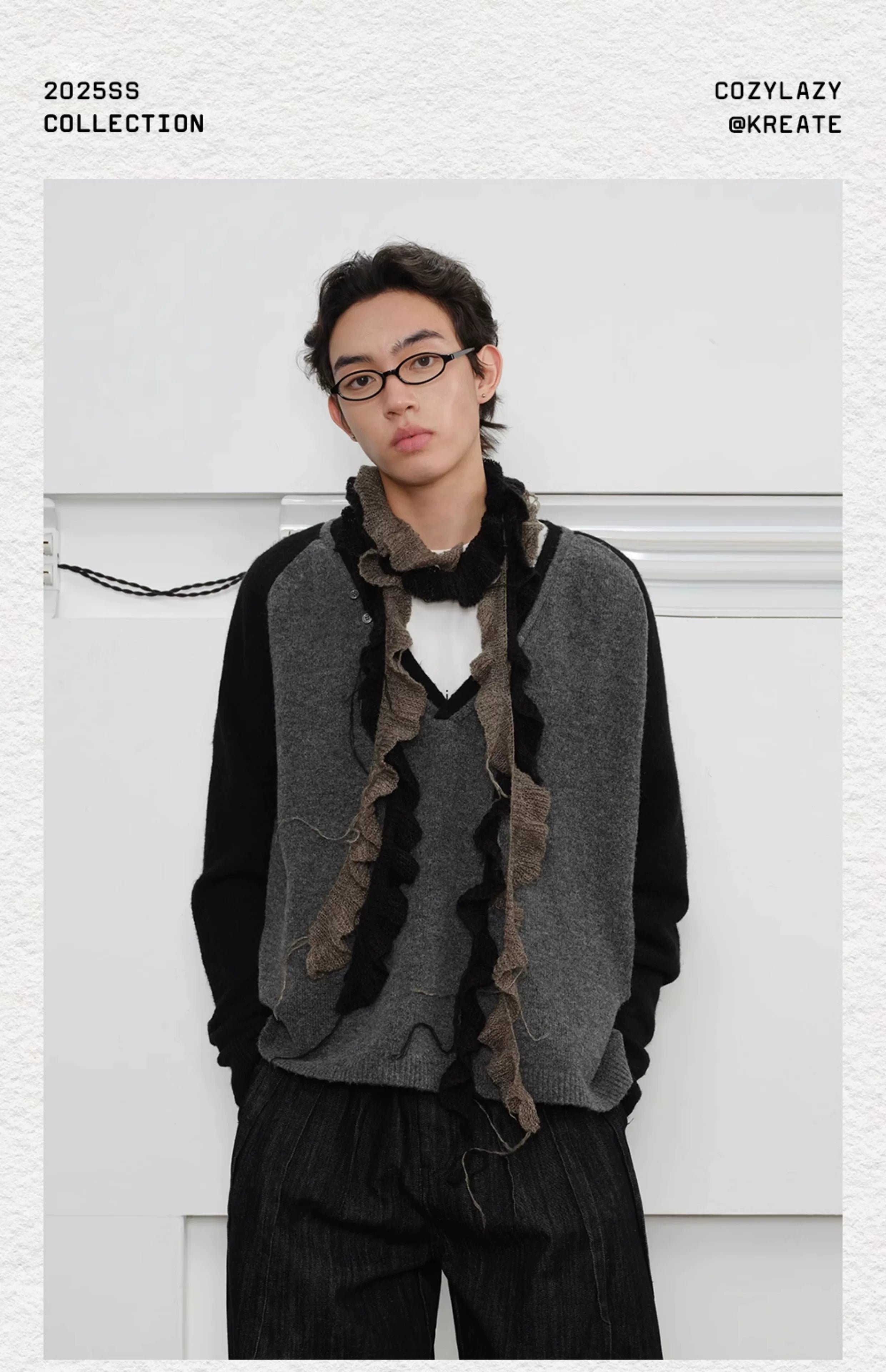 Men's Loose Colorblock V-neck Wool Sweater
