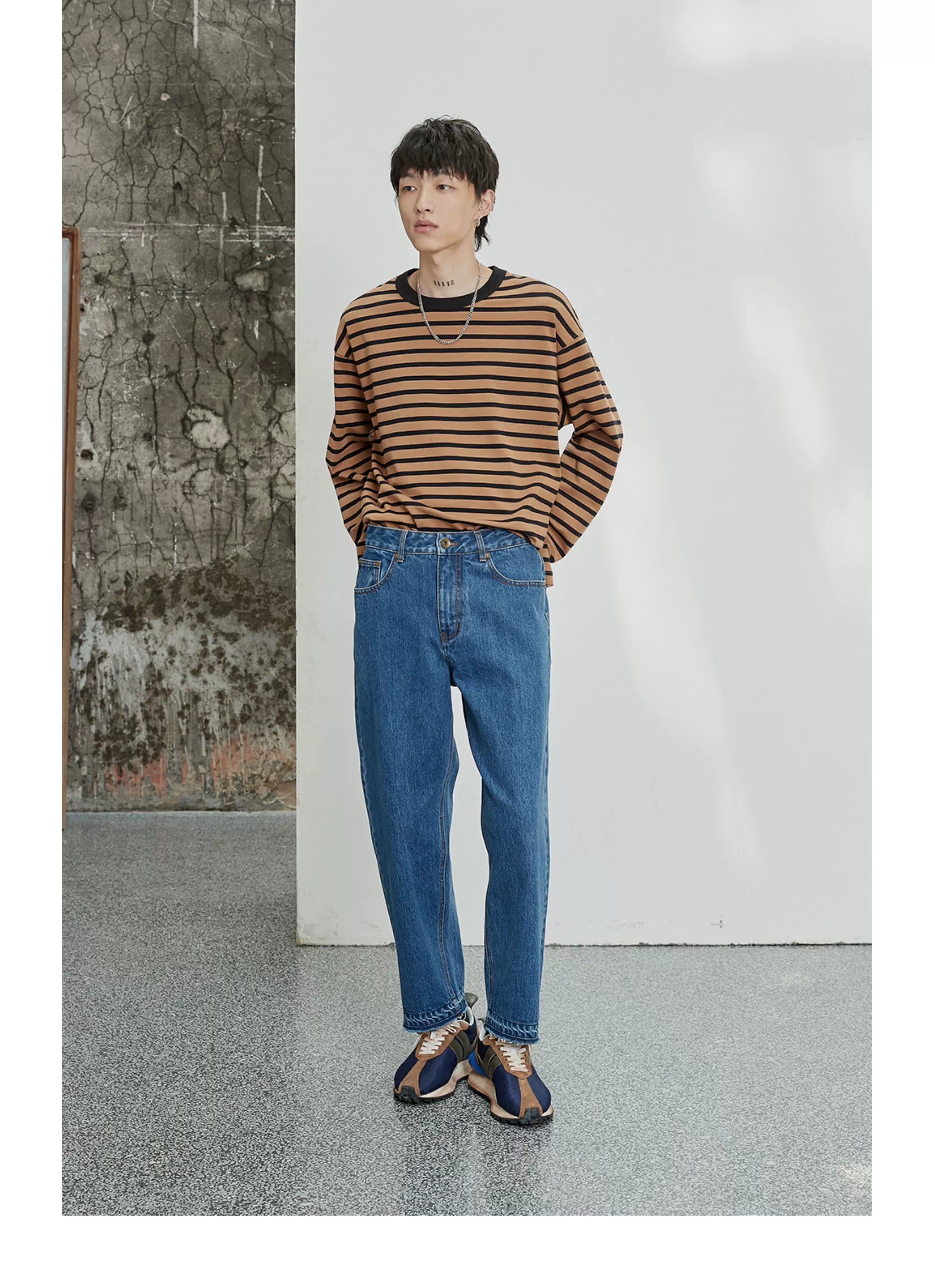 Vintage Washed Distressed Straight Cropped Jeans