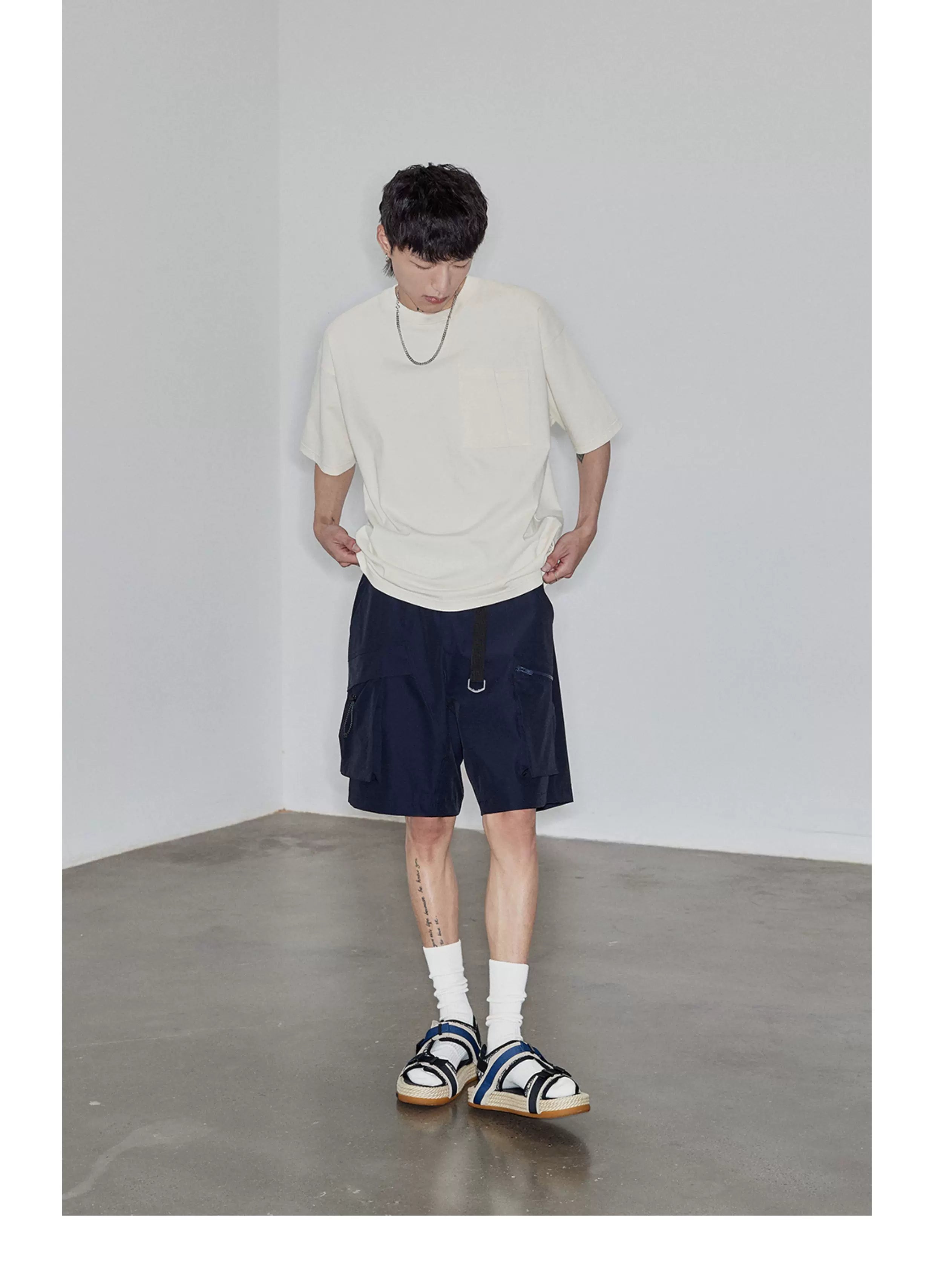 Magnetic Belted Elastic Multi-pocket Shorts