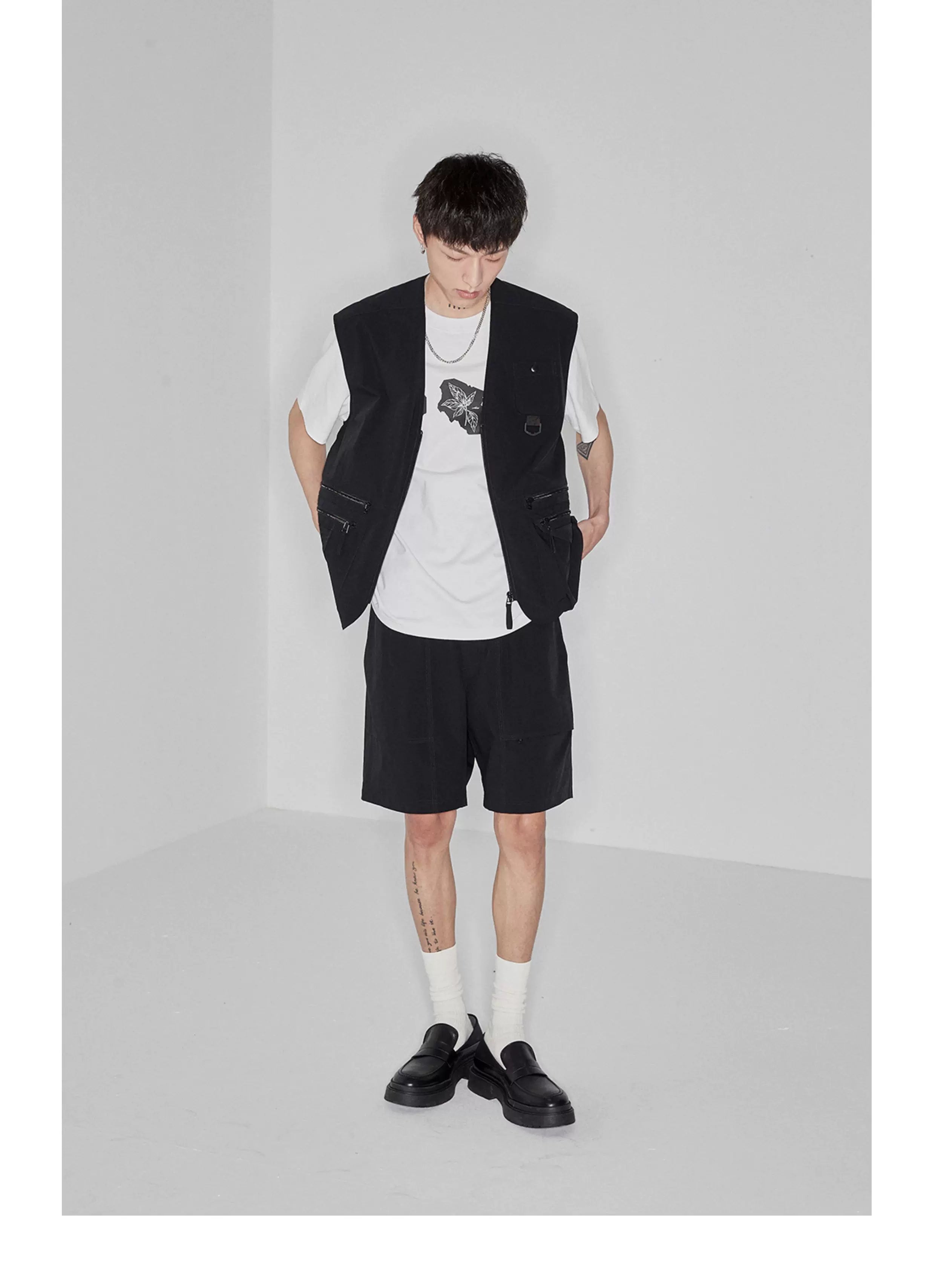 Plaid Multi-Pocket Elastic Waist Shorts
