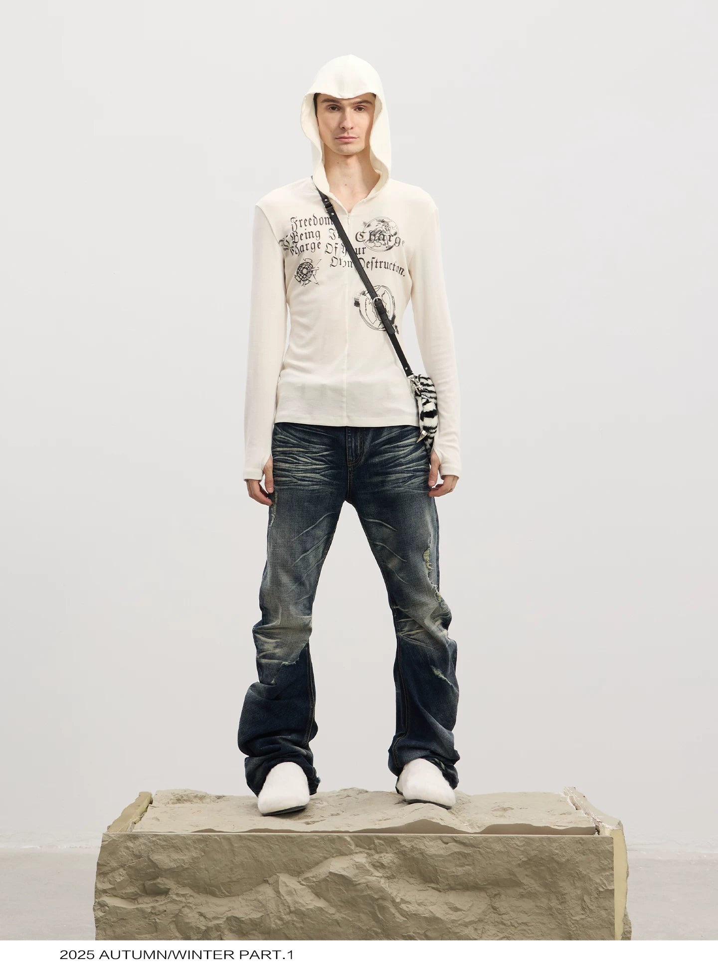 Curved Leg Stretchy Washed Distressed Jeans