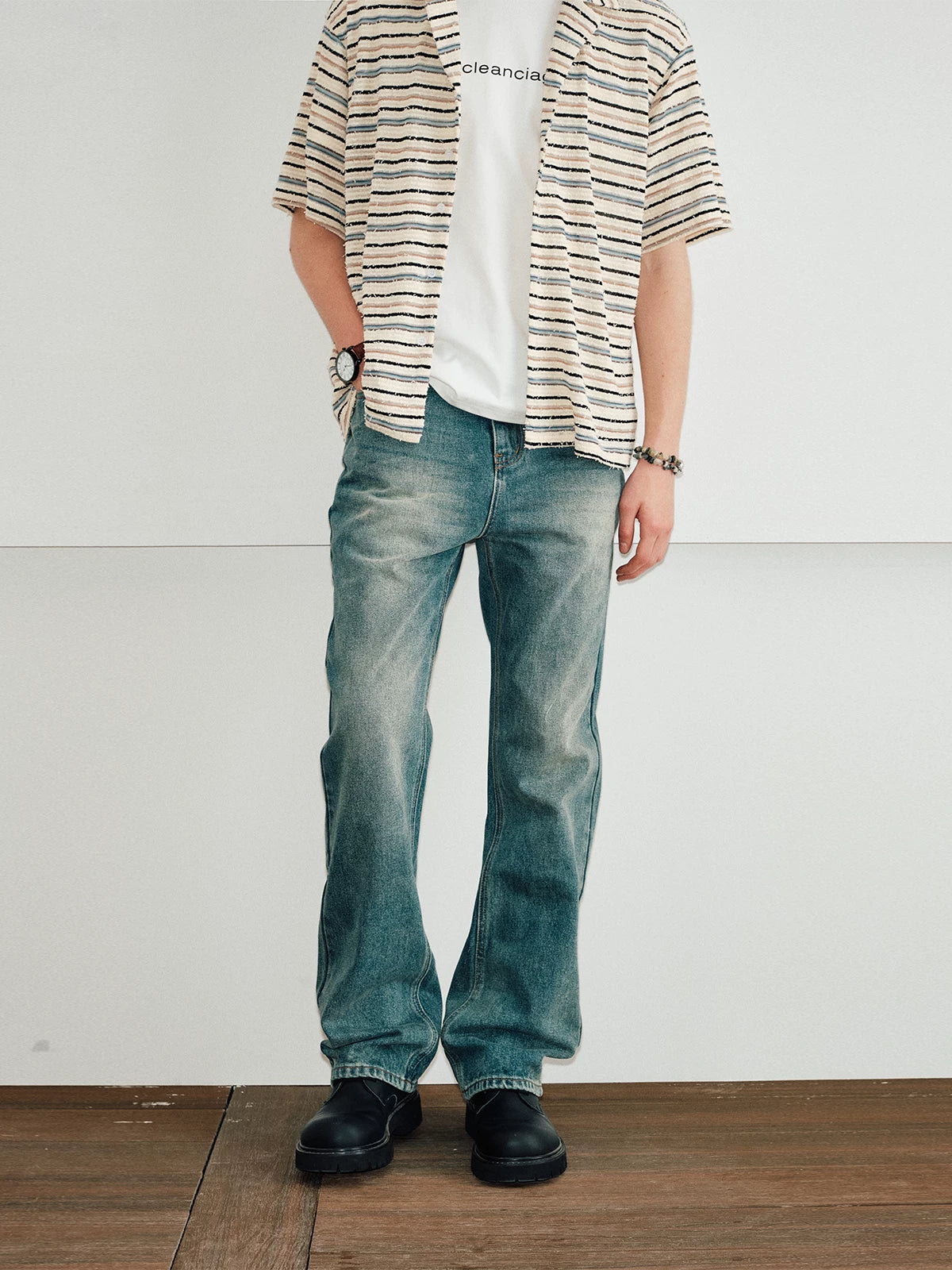 Washed Slim Flared Cleanfit Jeans