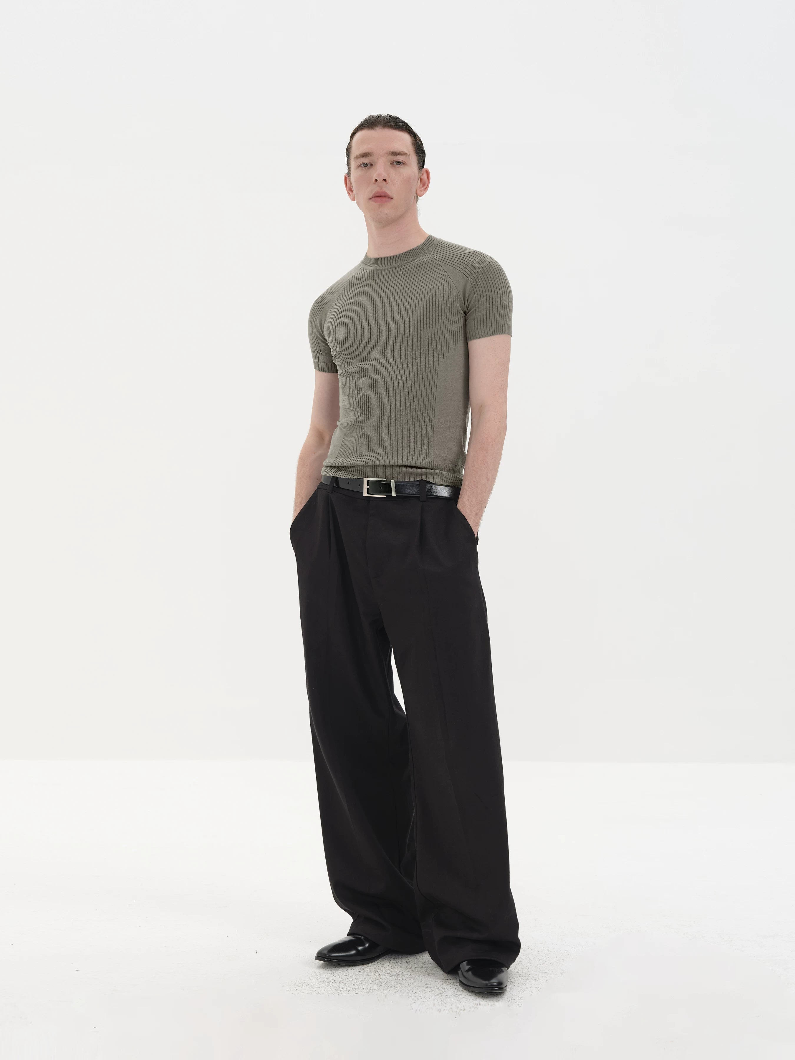 Lightweight Ribbed Short Sleeves