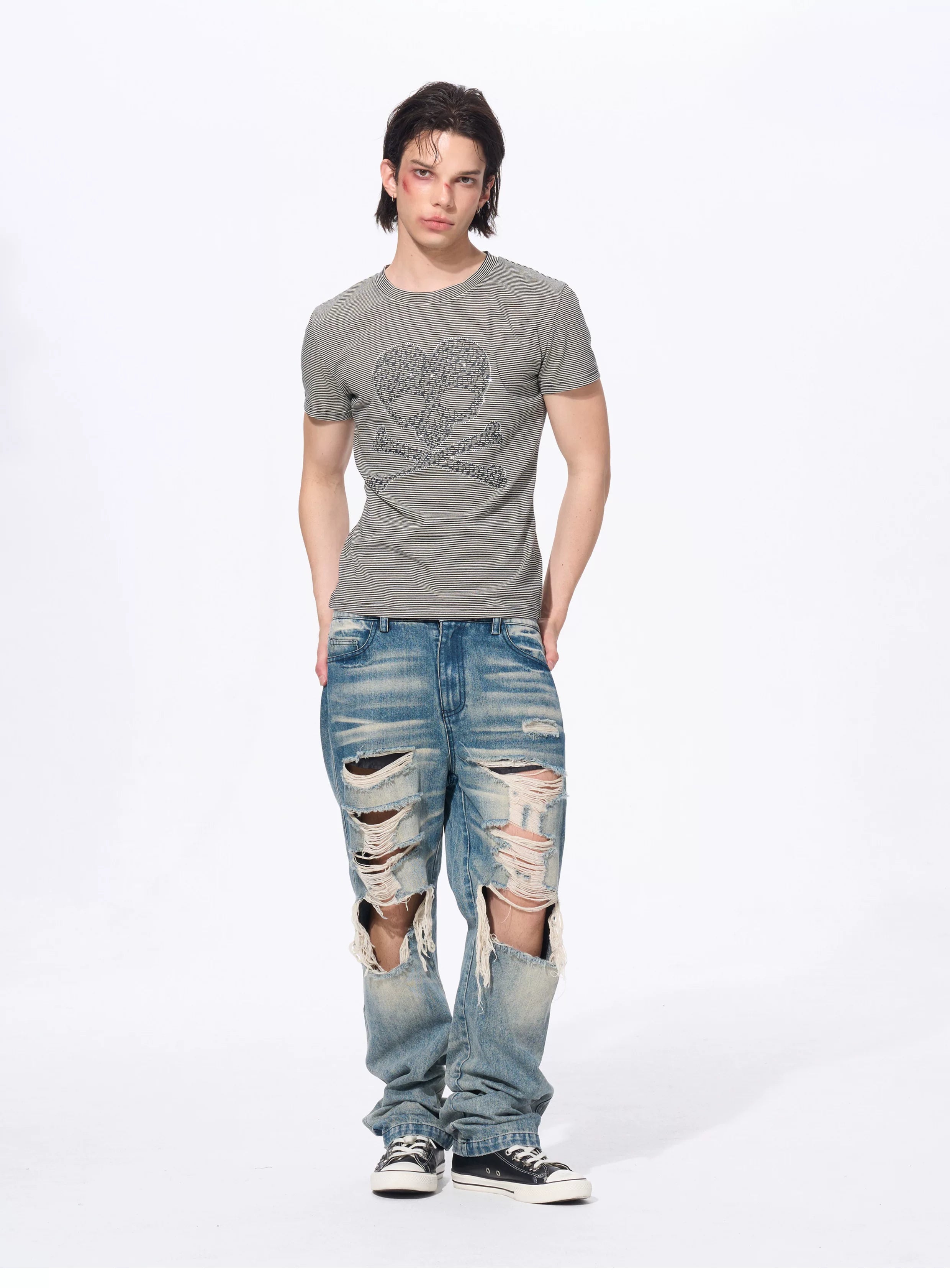 Men’s Striped Skull Print T-Shirt