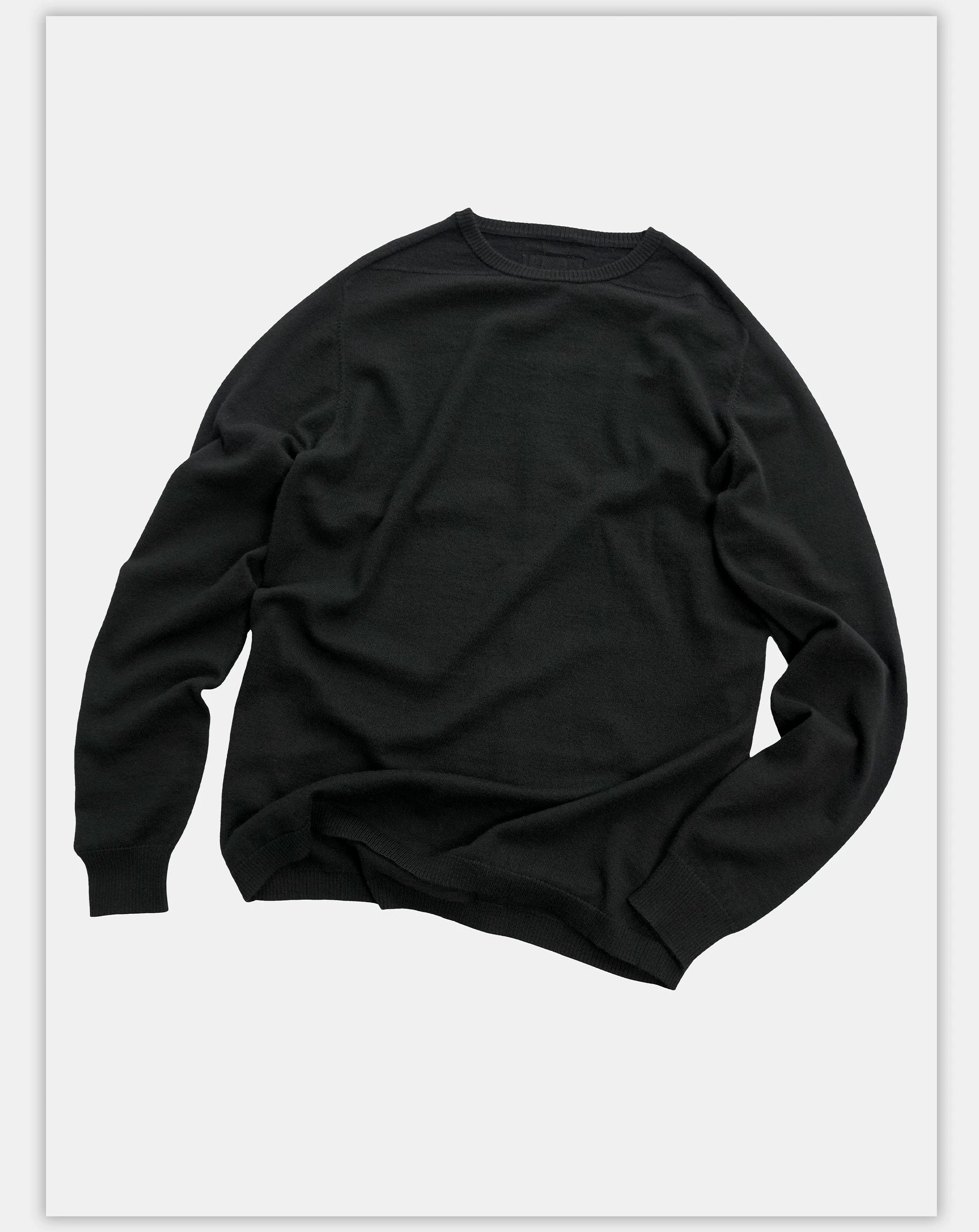 Fitted Dark Tailored Merino Cashmere Sweater