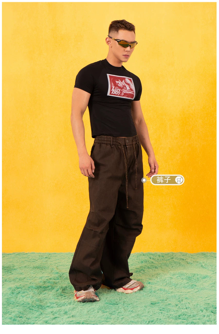 Black Vintage Portrait Print Slim Tees
