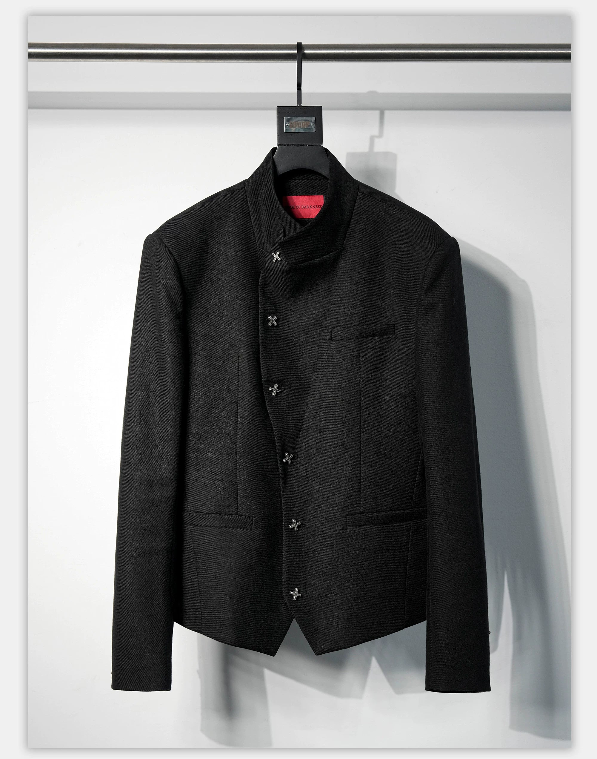 Structured Shoulder Wrinkle-Resistant Linen Slim Blazer