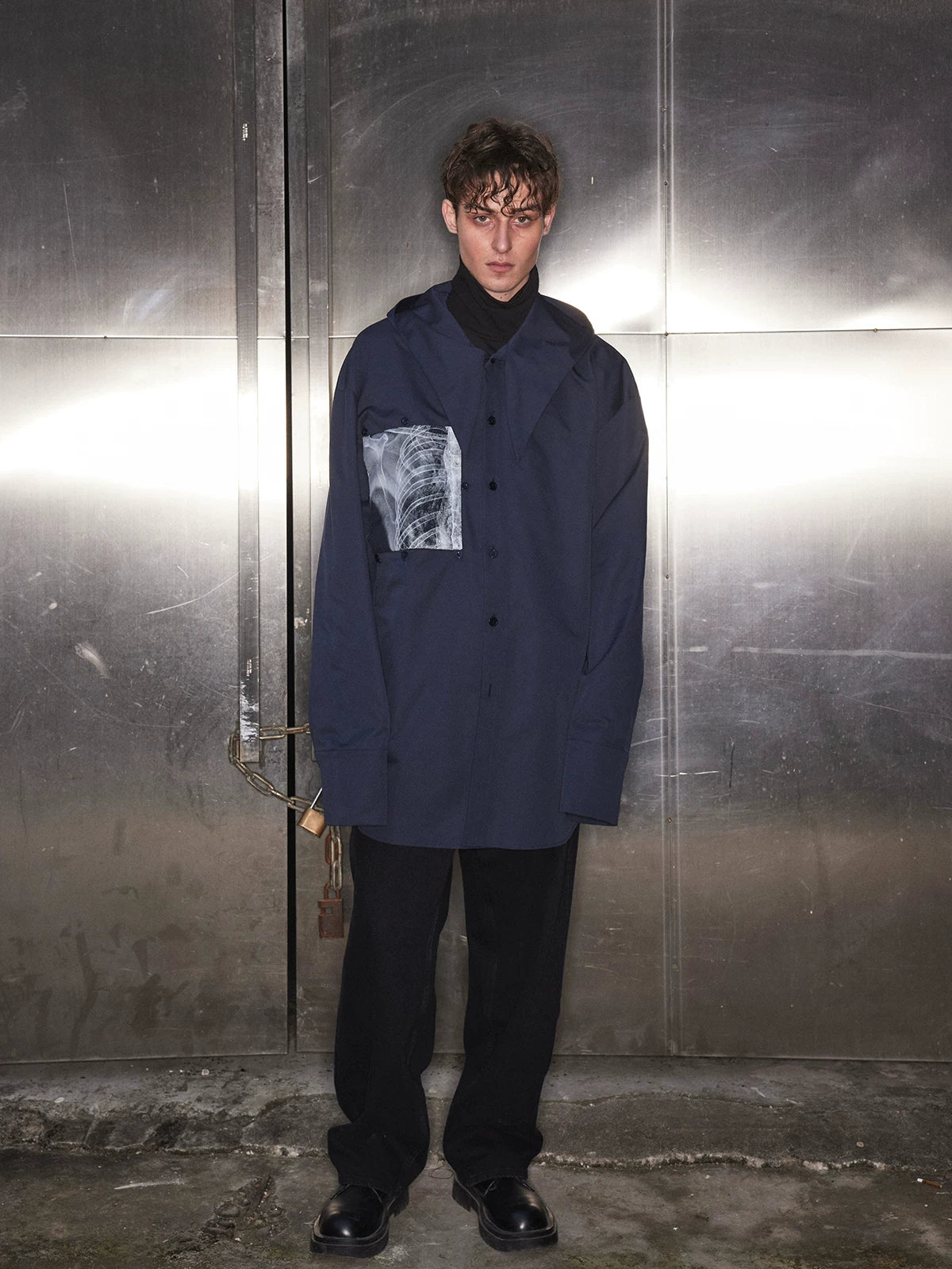 Loose Cutout Detachable Hooded Printed Shirt