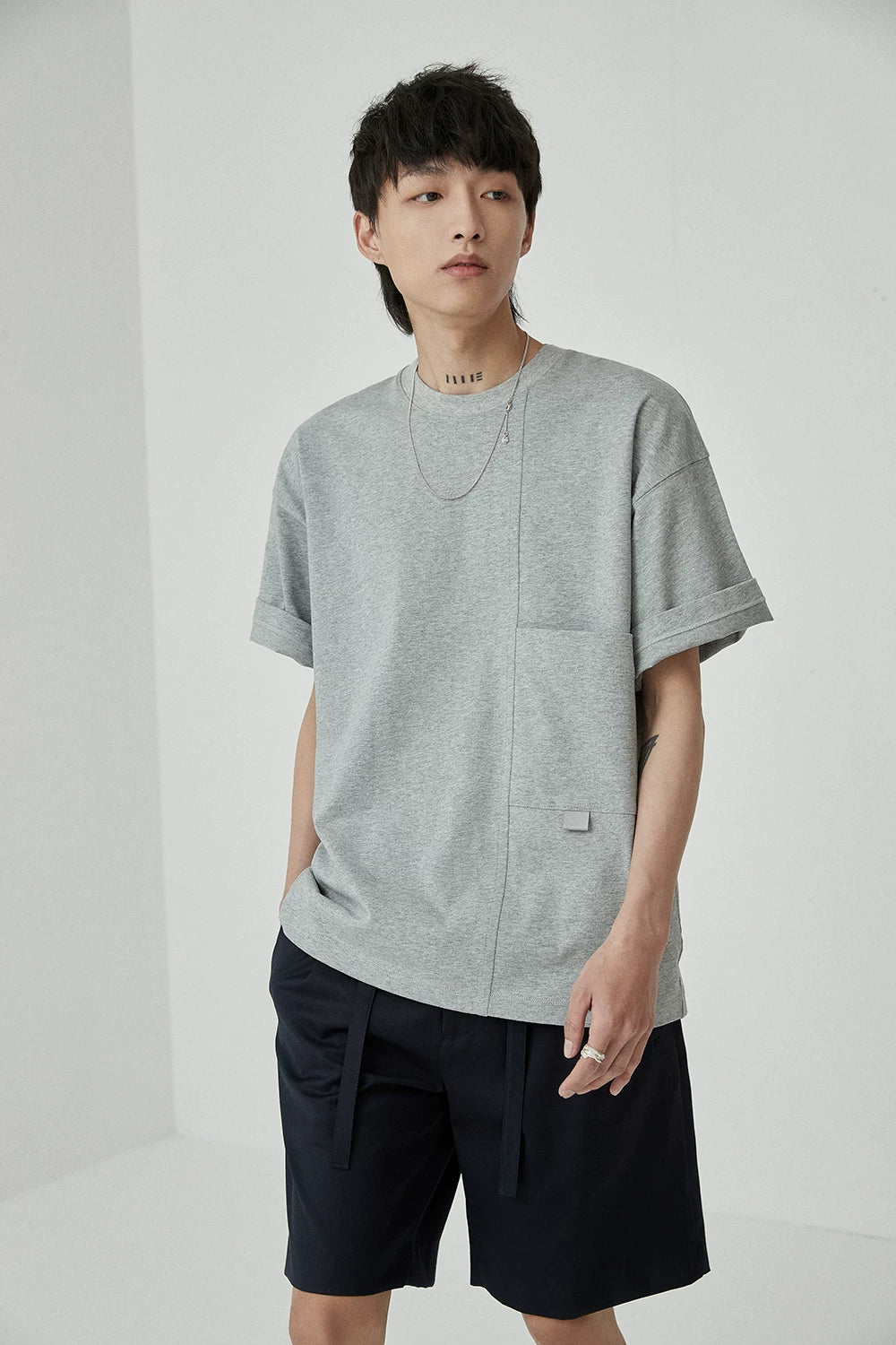 Draped Drawstring Elastic Waist Pleated Shorts