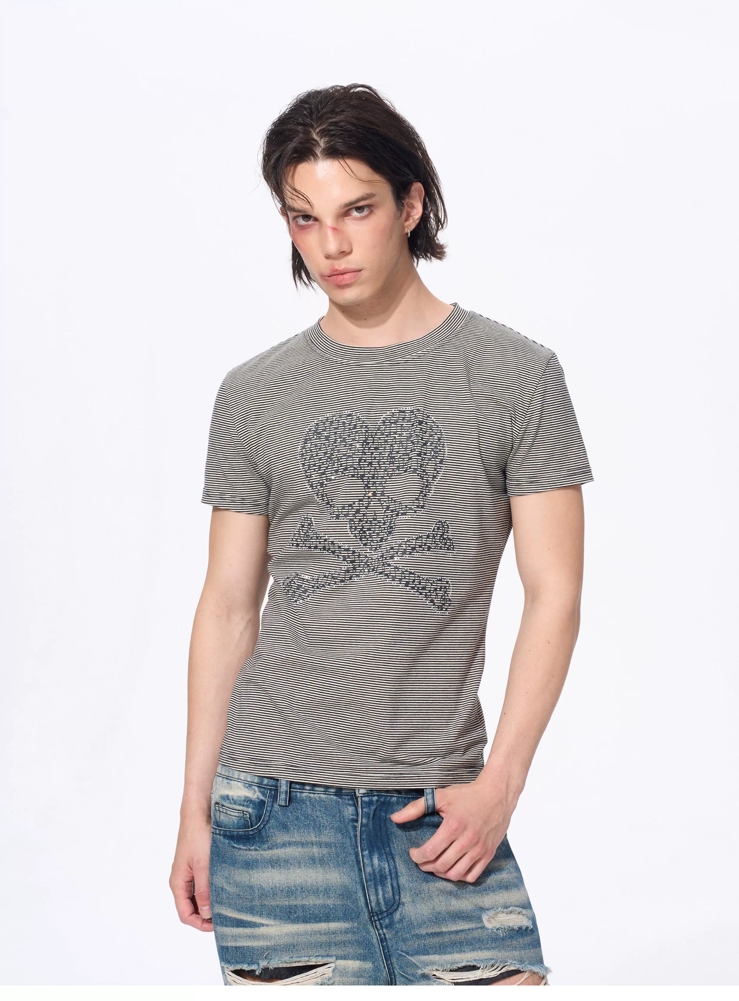 Men’s Striped Skull Print T-Shirt