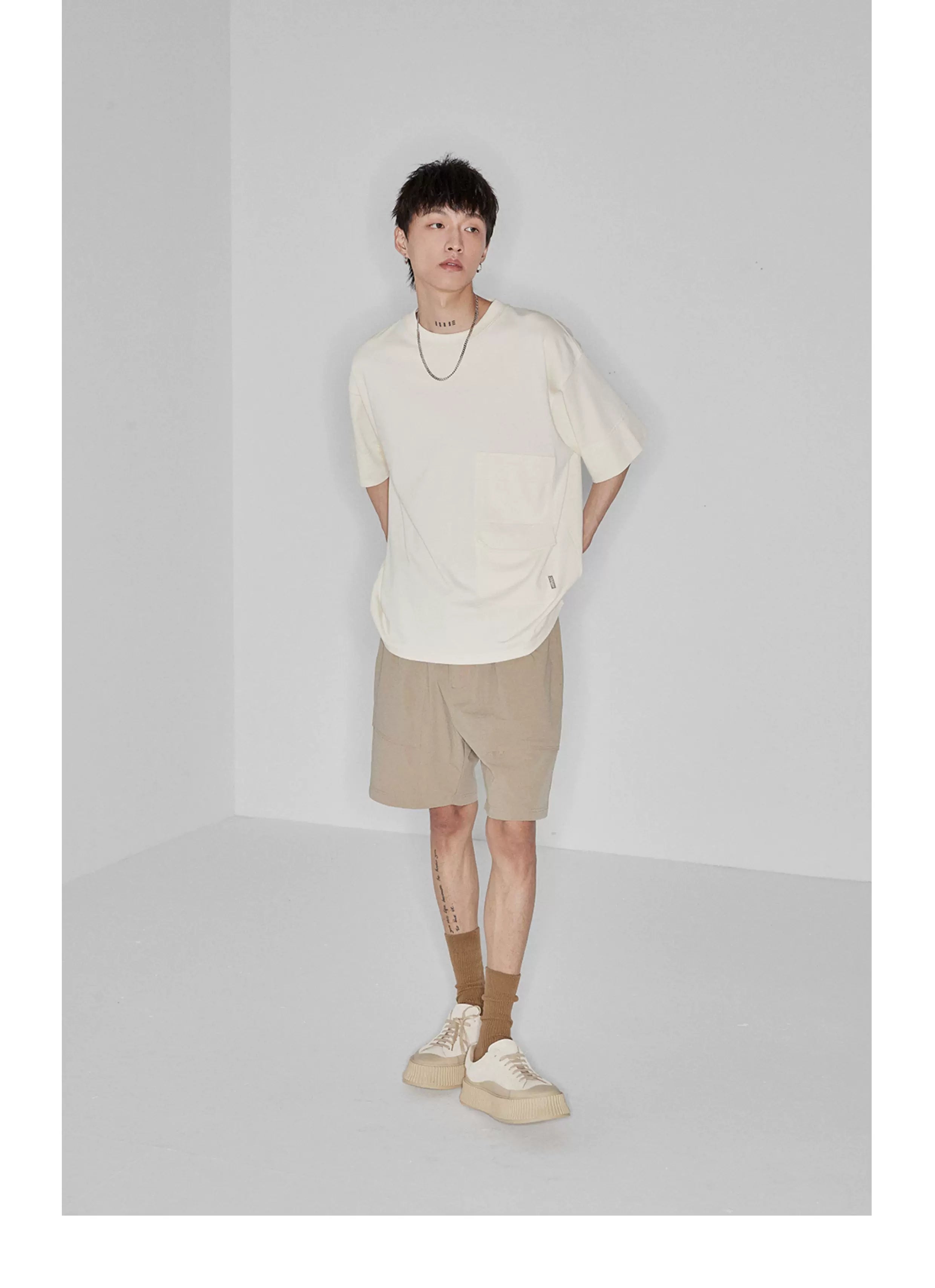 Plaid Multi-Pocket Elastic Waist Shorts