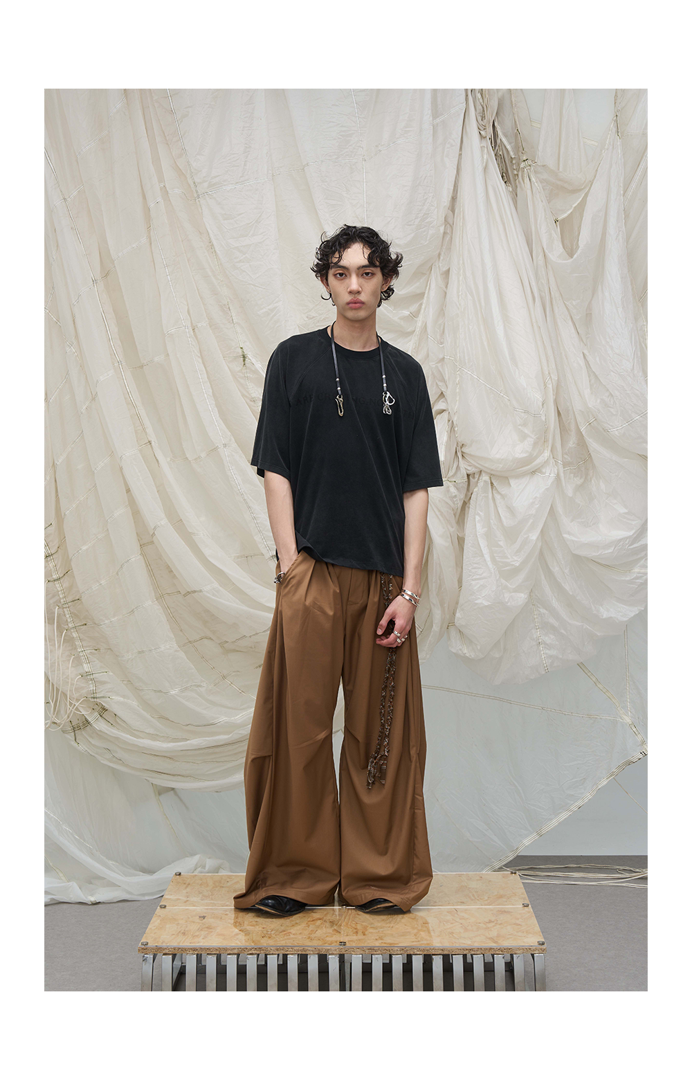 Loose Draped Pleated Curved Trousers
