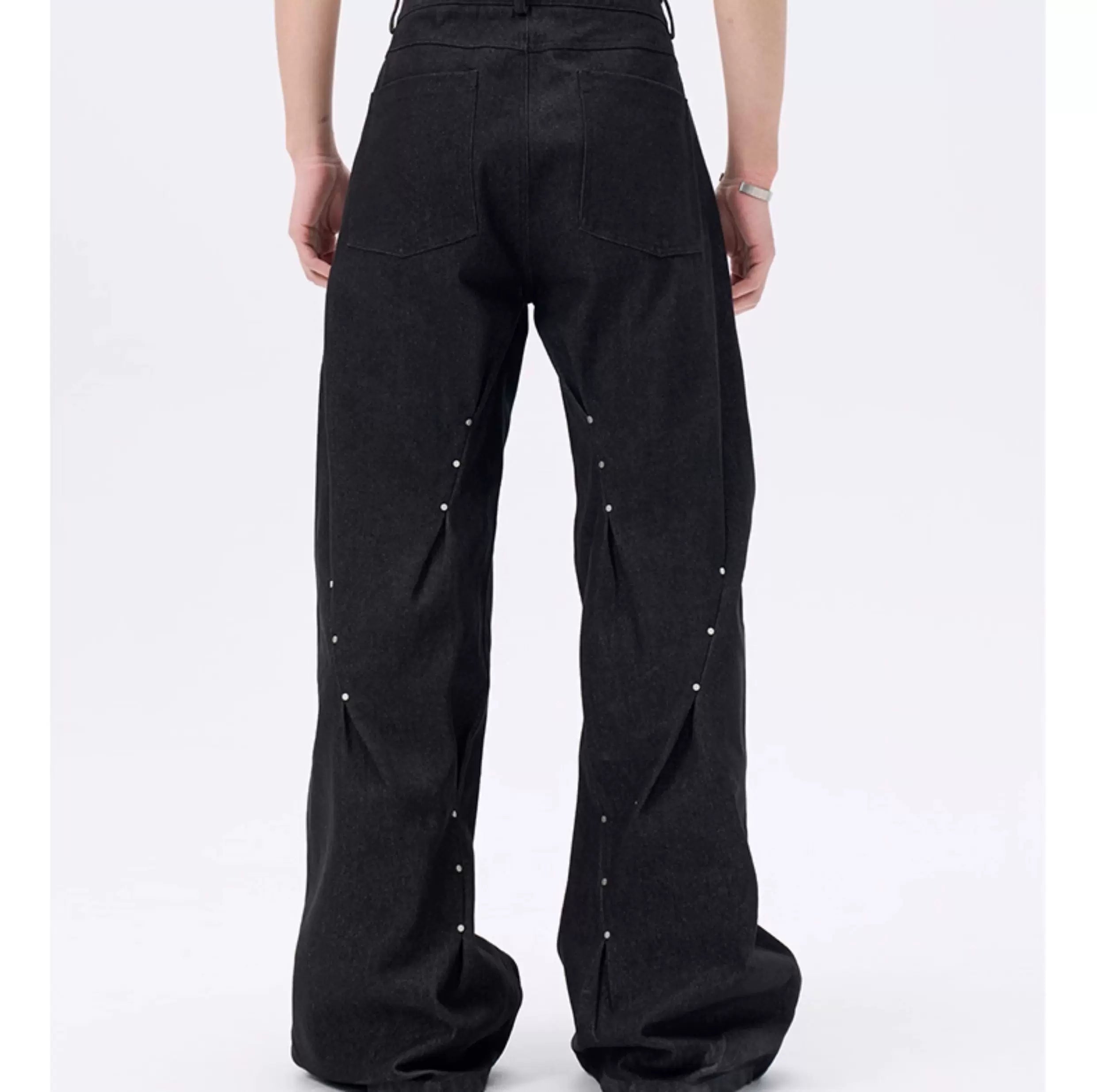 Pleated Wide Leg Raw Denim Jeans