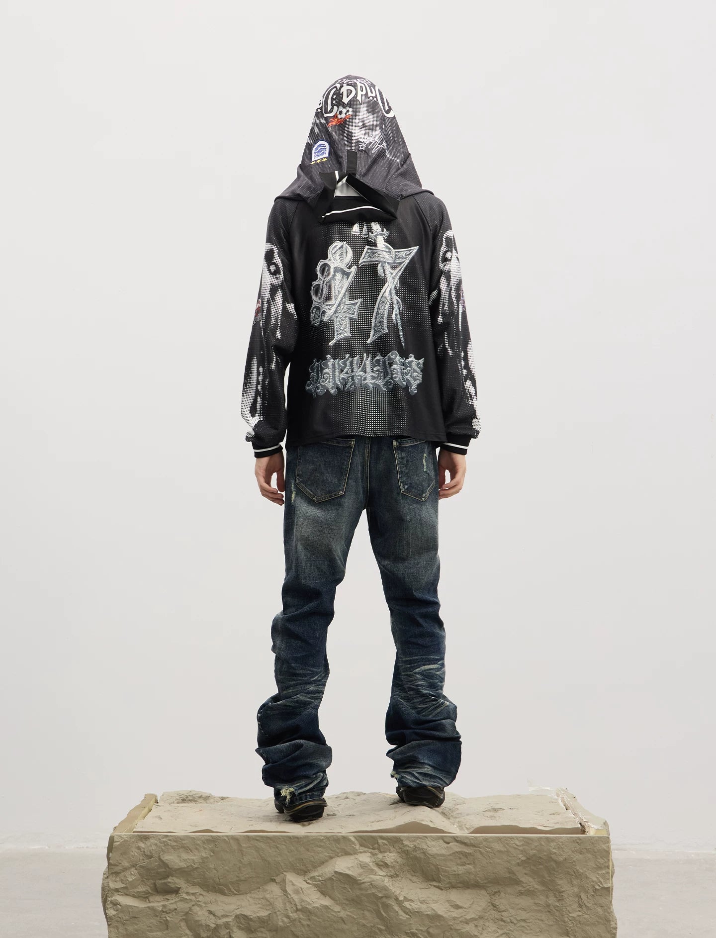 Curved Leg Stretchy Washed Distressed Jeans