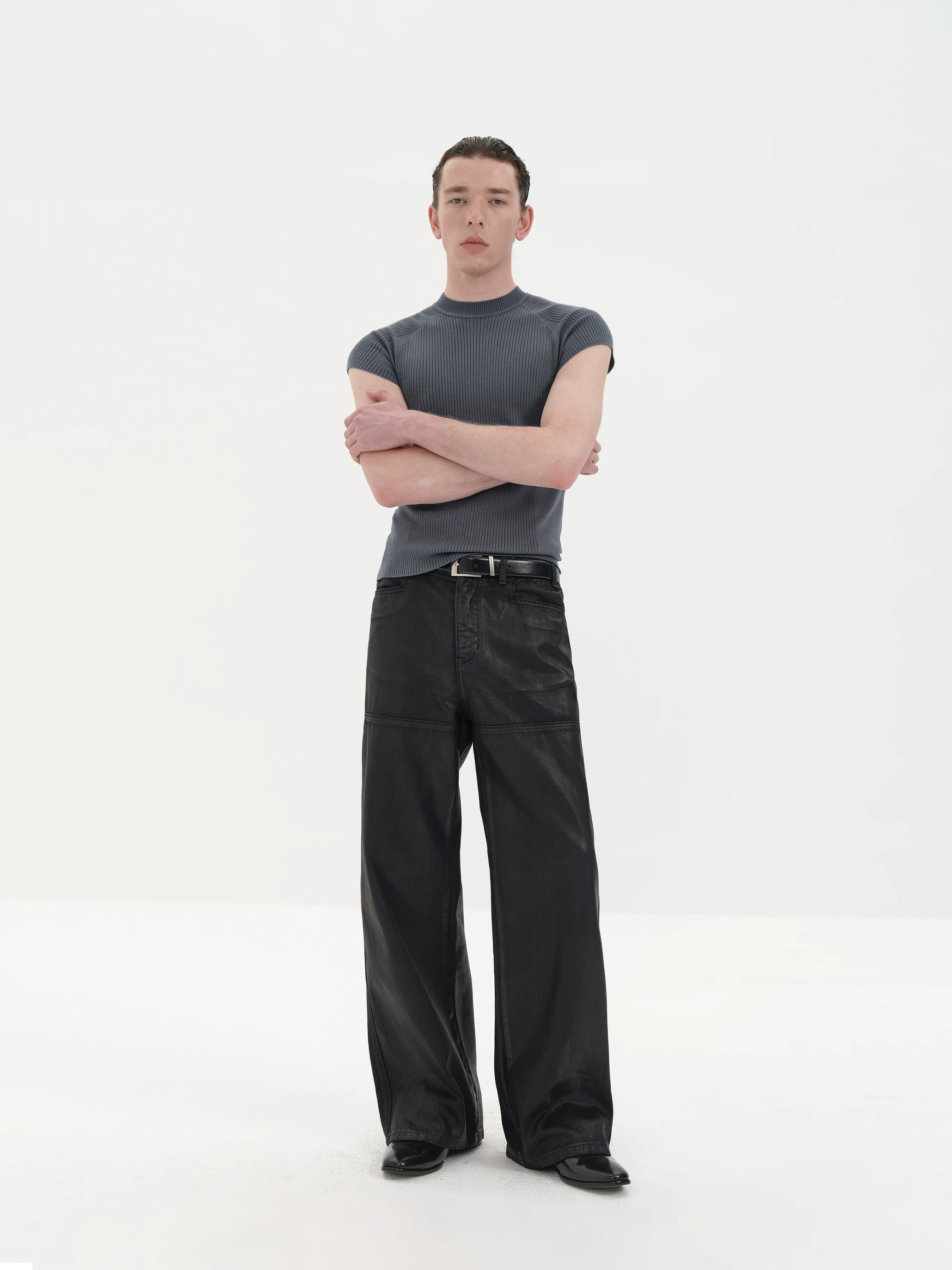 Lightweight Ribbed Short Sleeves