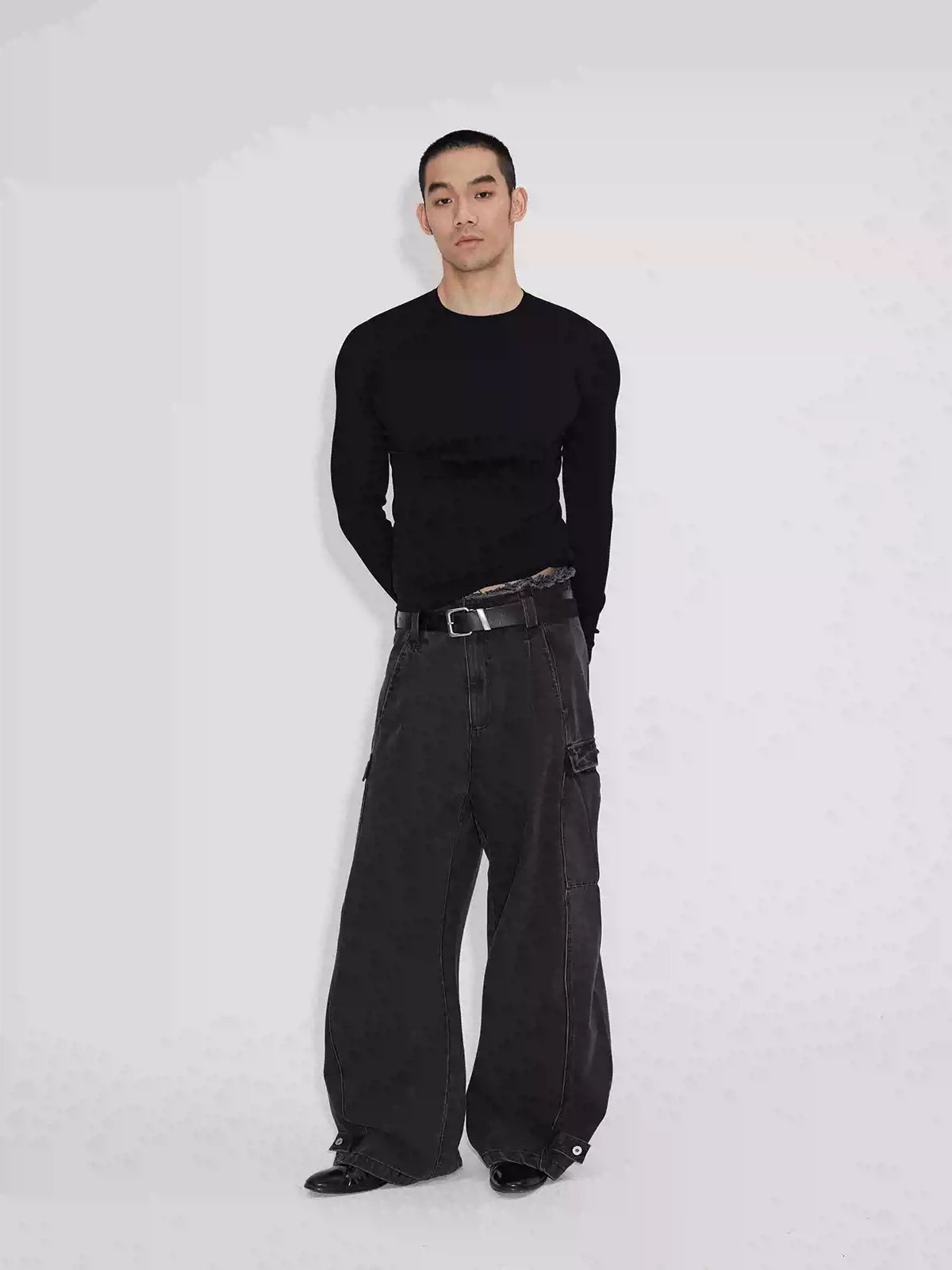 Three-Piece Raw Hem Curved Jeans